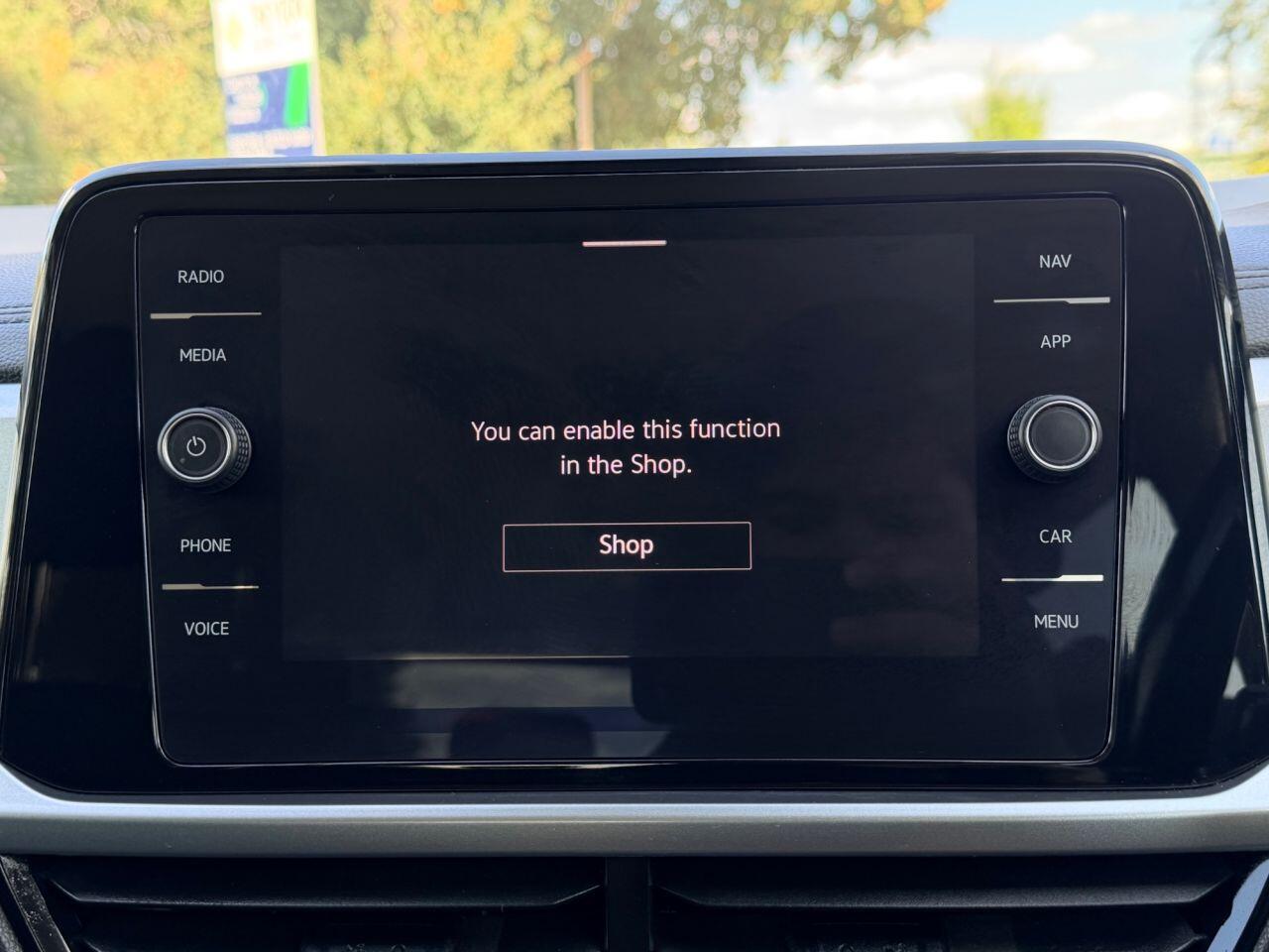 Volkswagen T-Roc view 44