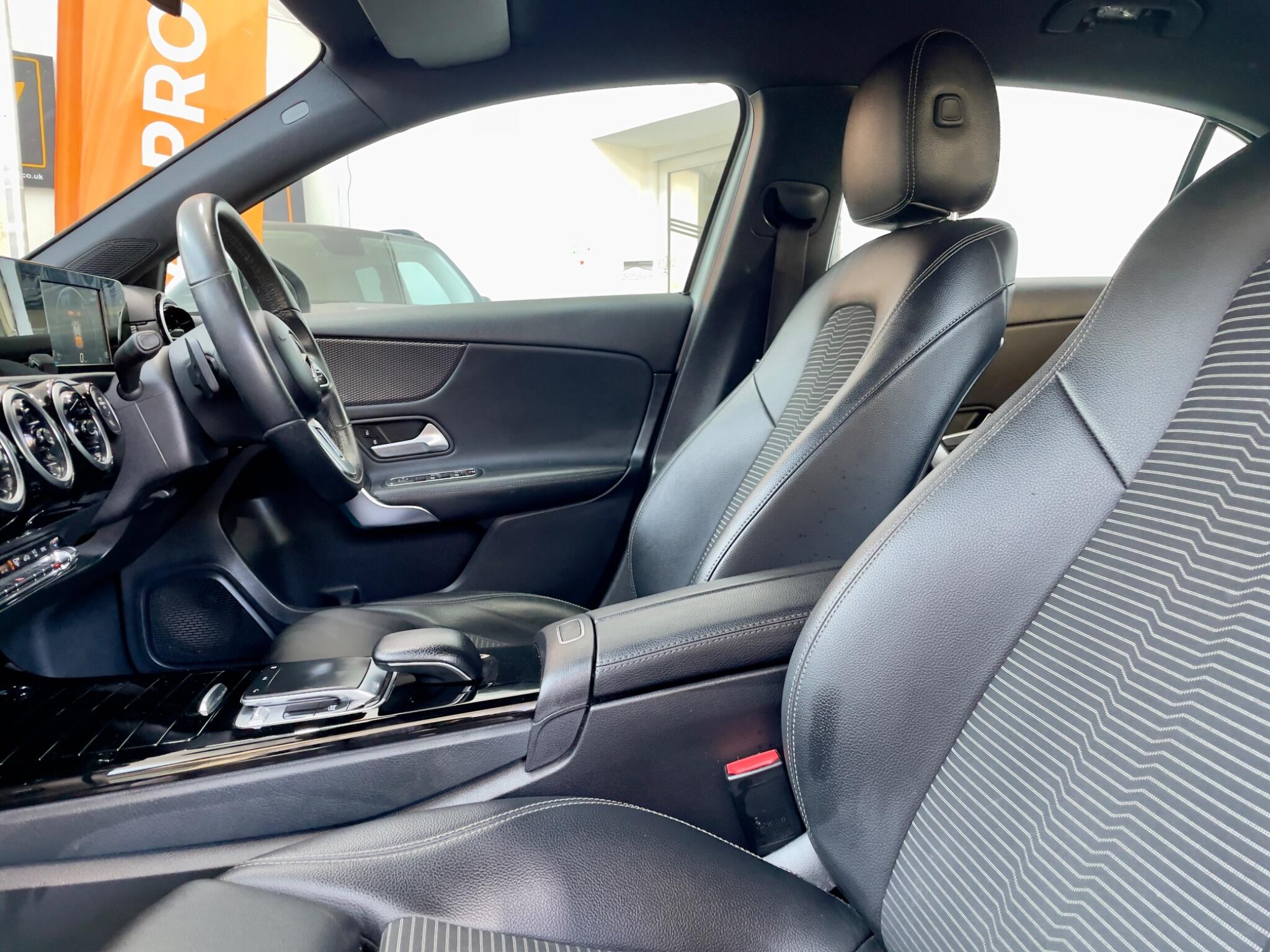 Mercedes-Benz A-Class view 43