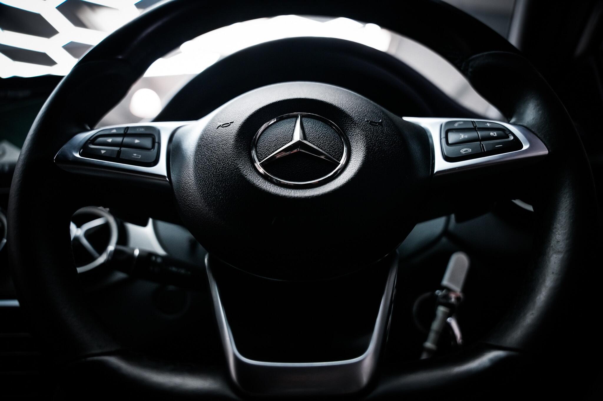Mercedes-Benz Gla view 43