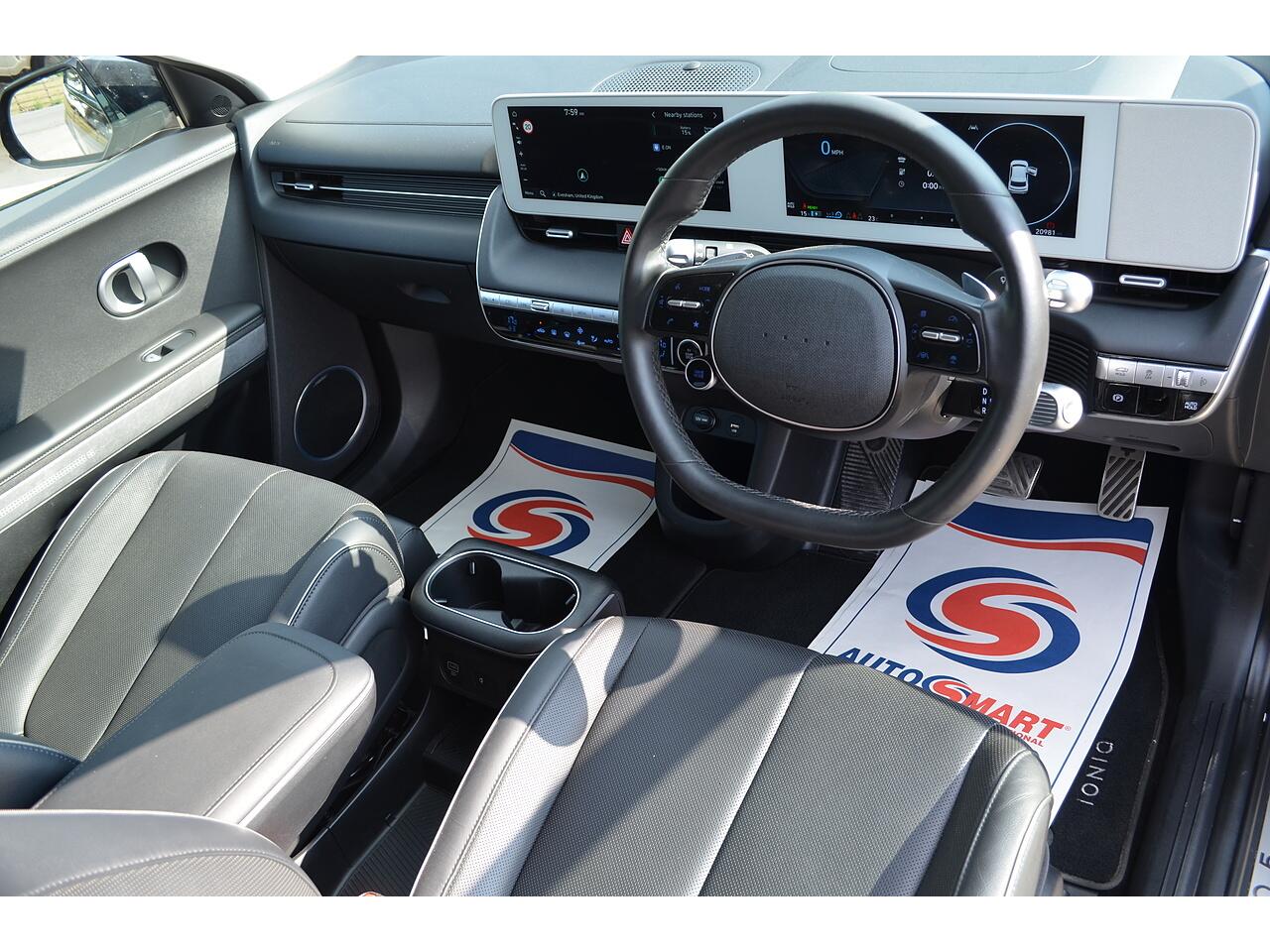 Hyundai Ioniq 5 view 2