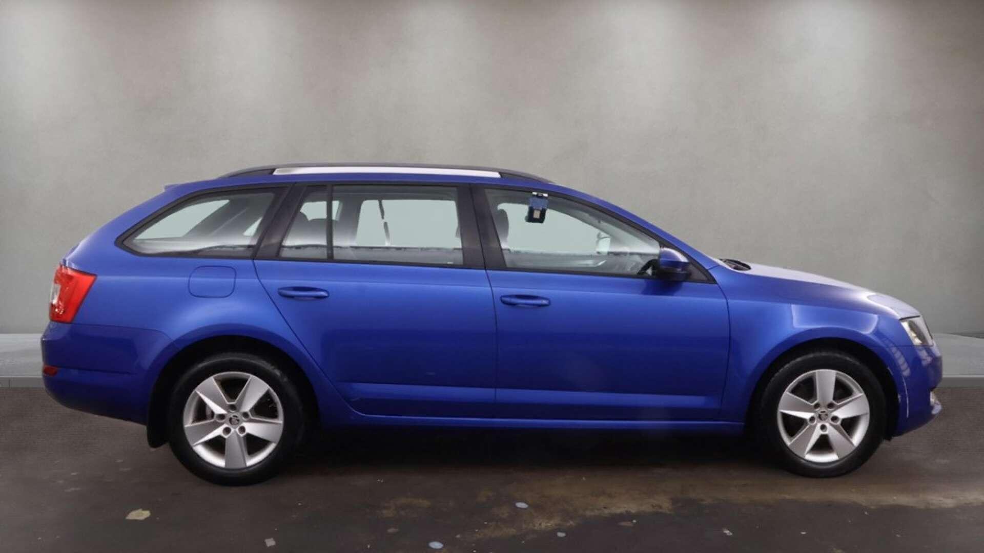 Skoda Octavia view 10