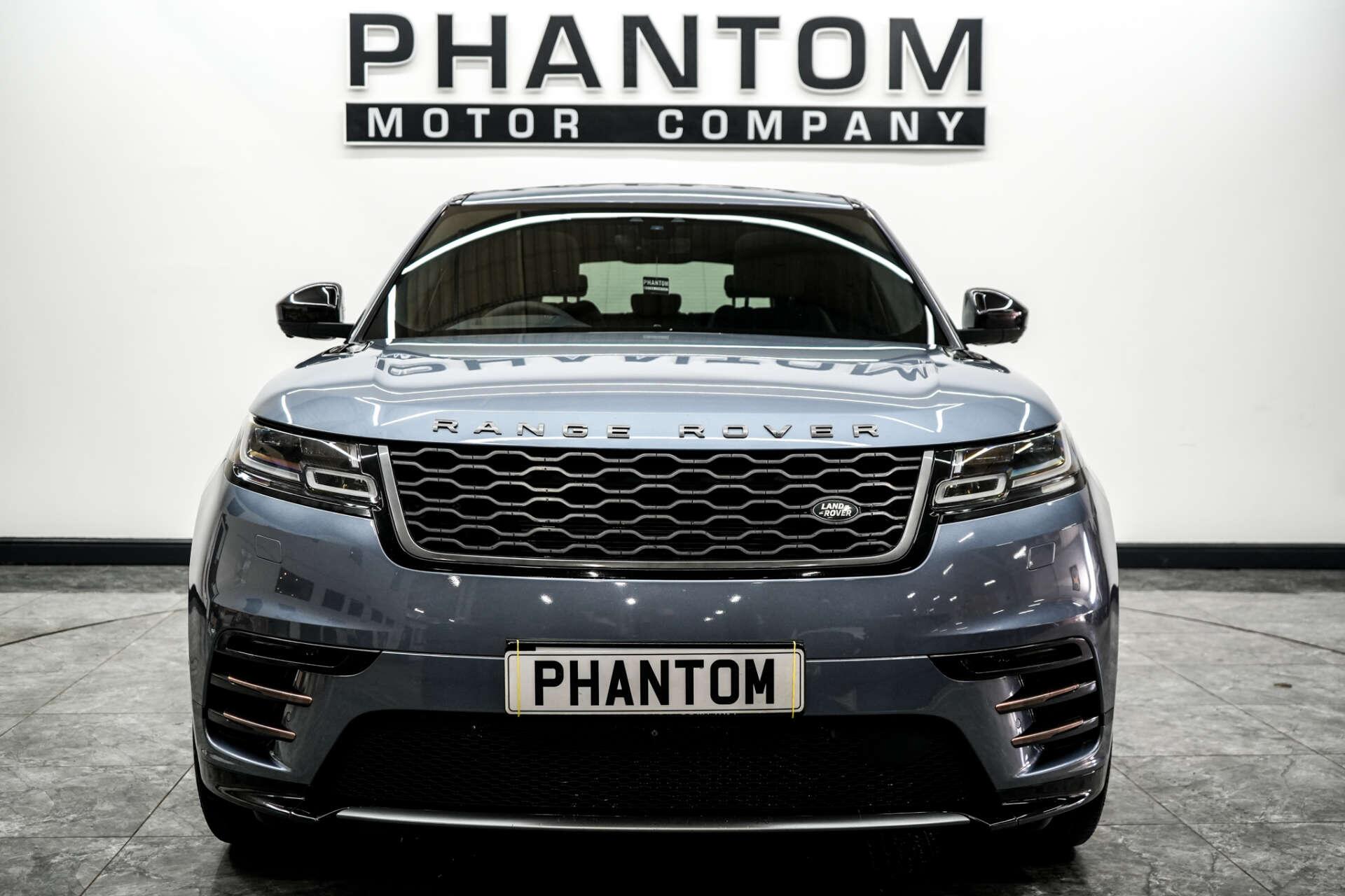 Land Rover Range Rover Velar view 2
