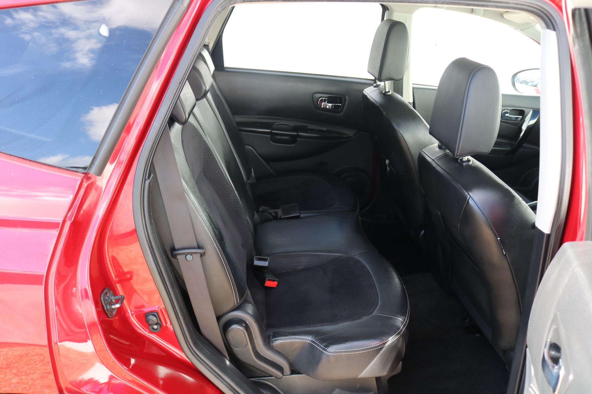 Nissan Qashqai+2 view 23