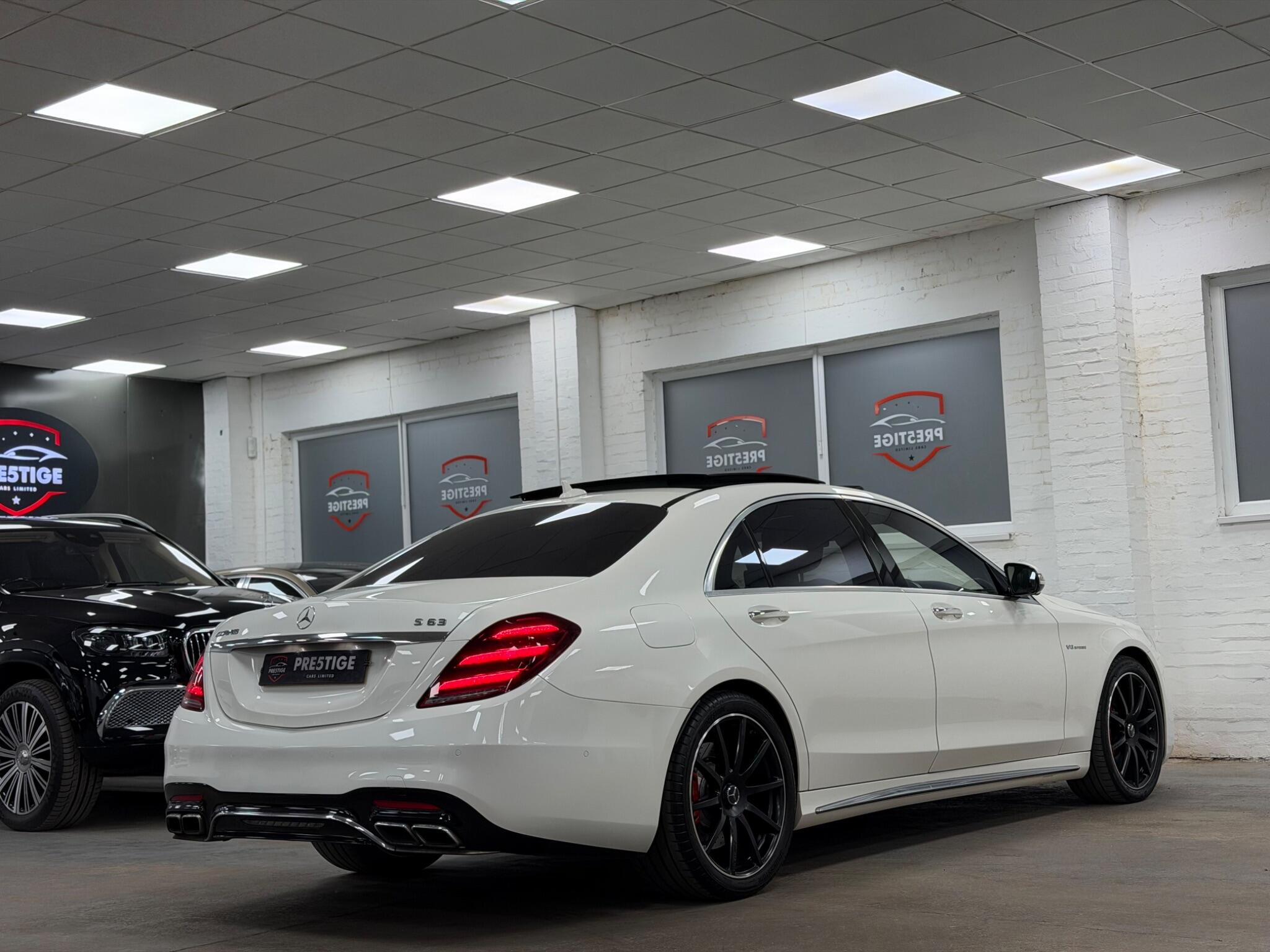 Mercedes-Benz S-Class view 5