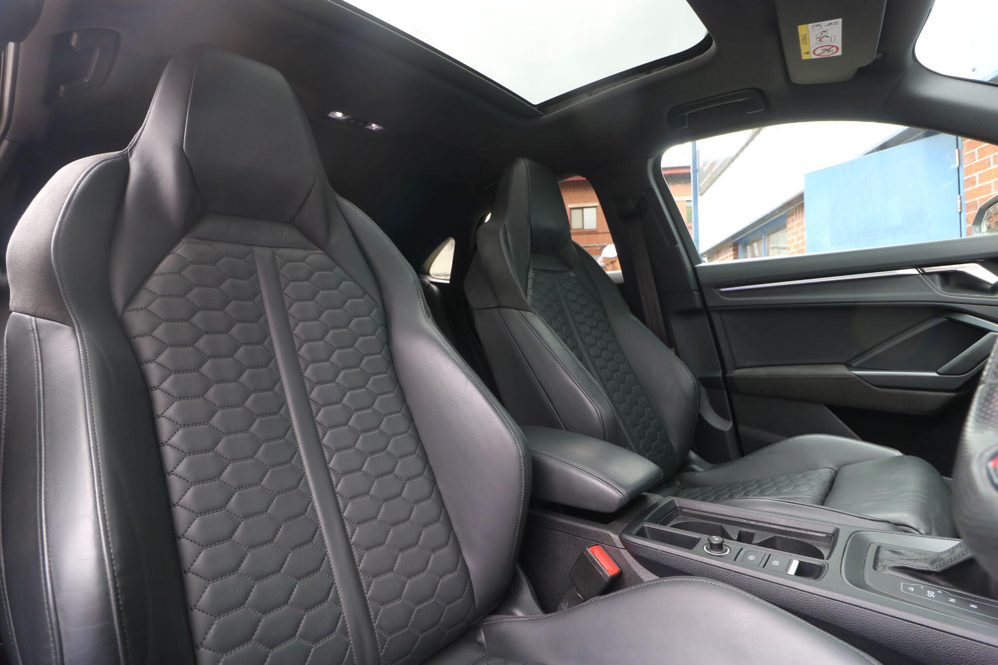 Audi RS Q3 view 12