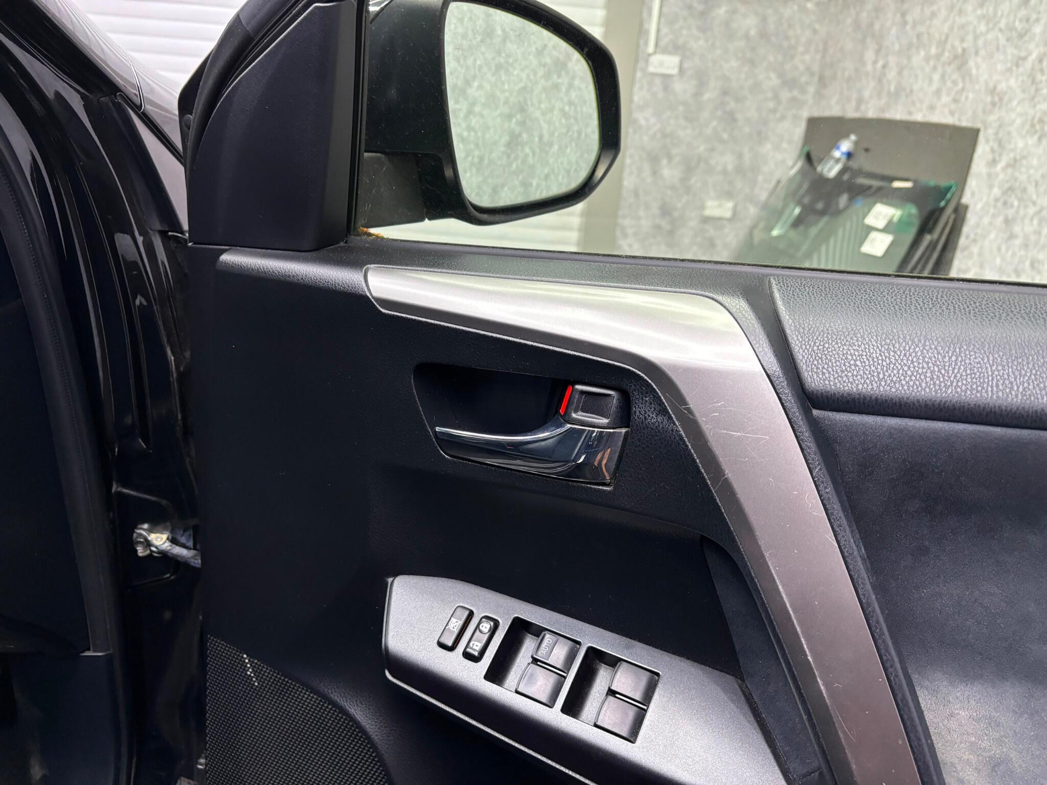 Toyota Rav4 view 37
