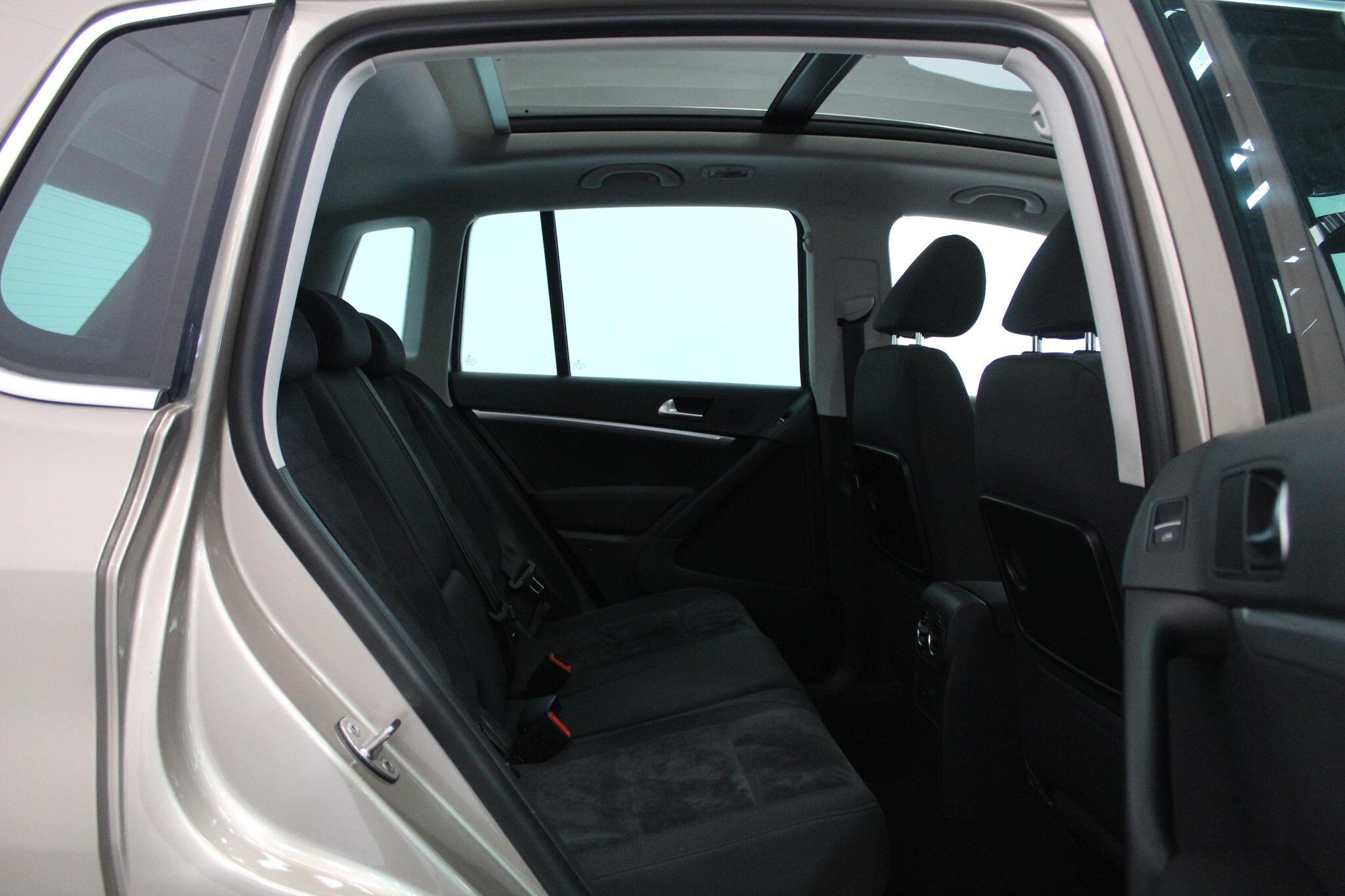 Volkswagen Tiguan view 53