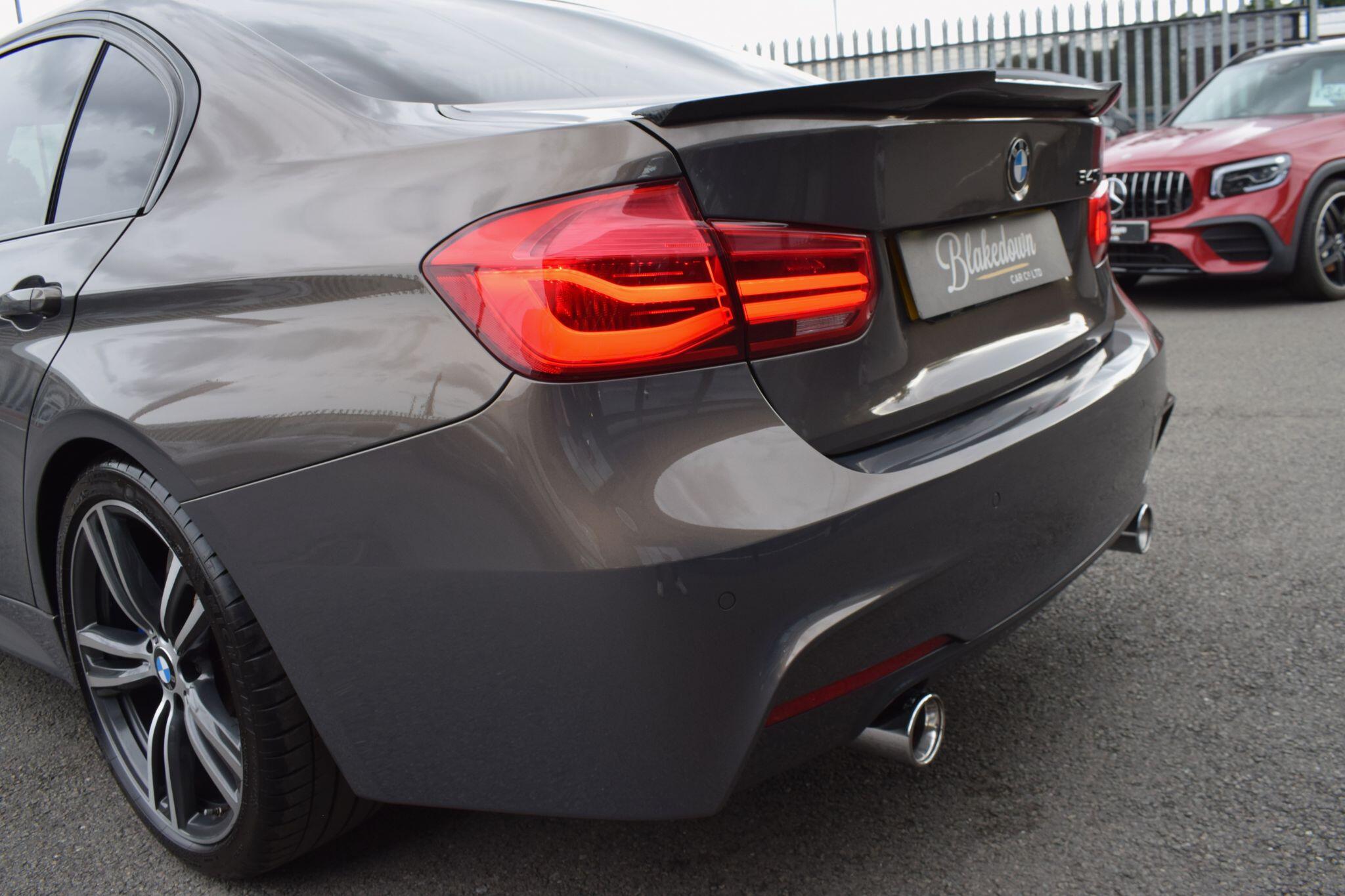 BMW 3 Series view 41