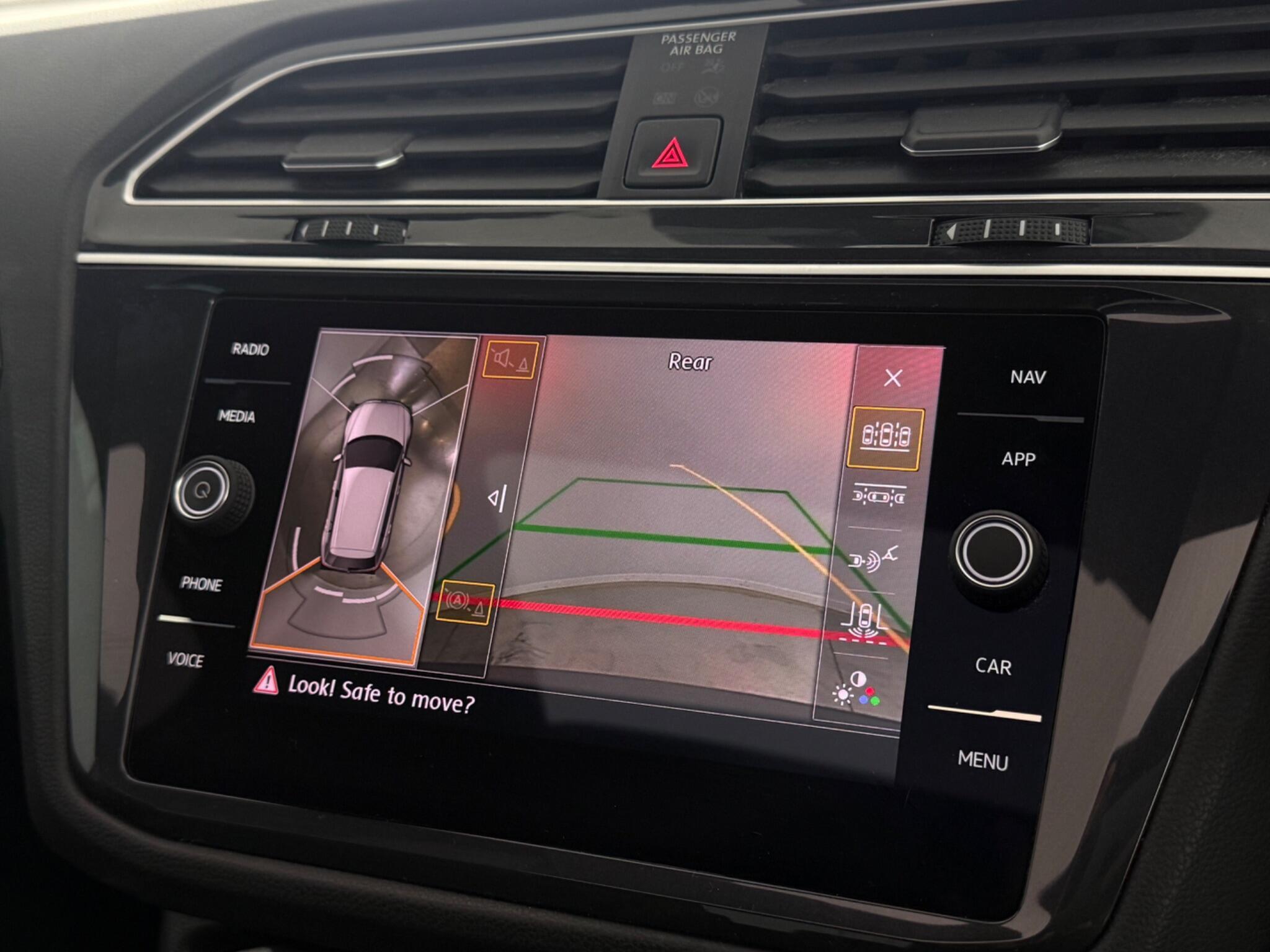 Volkswagen Tiguan view 28