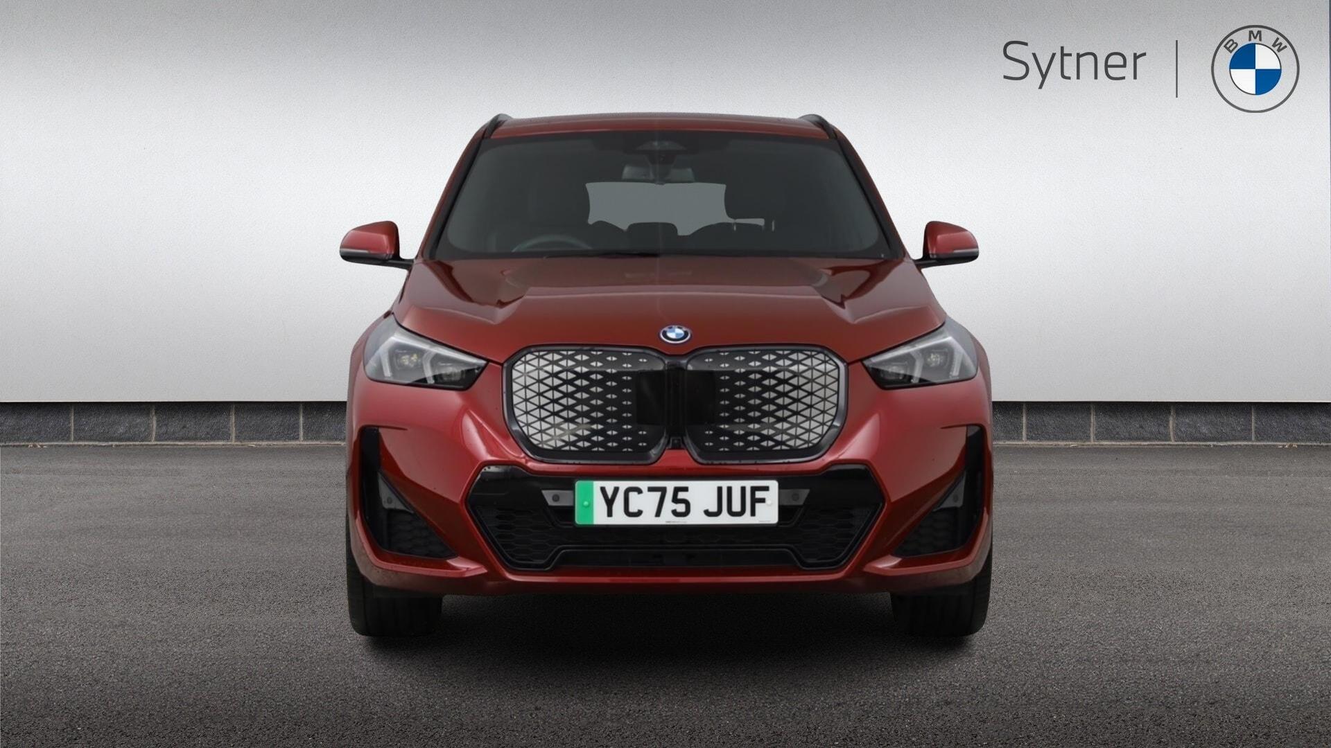 BMW iX1 view 16