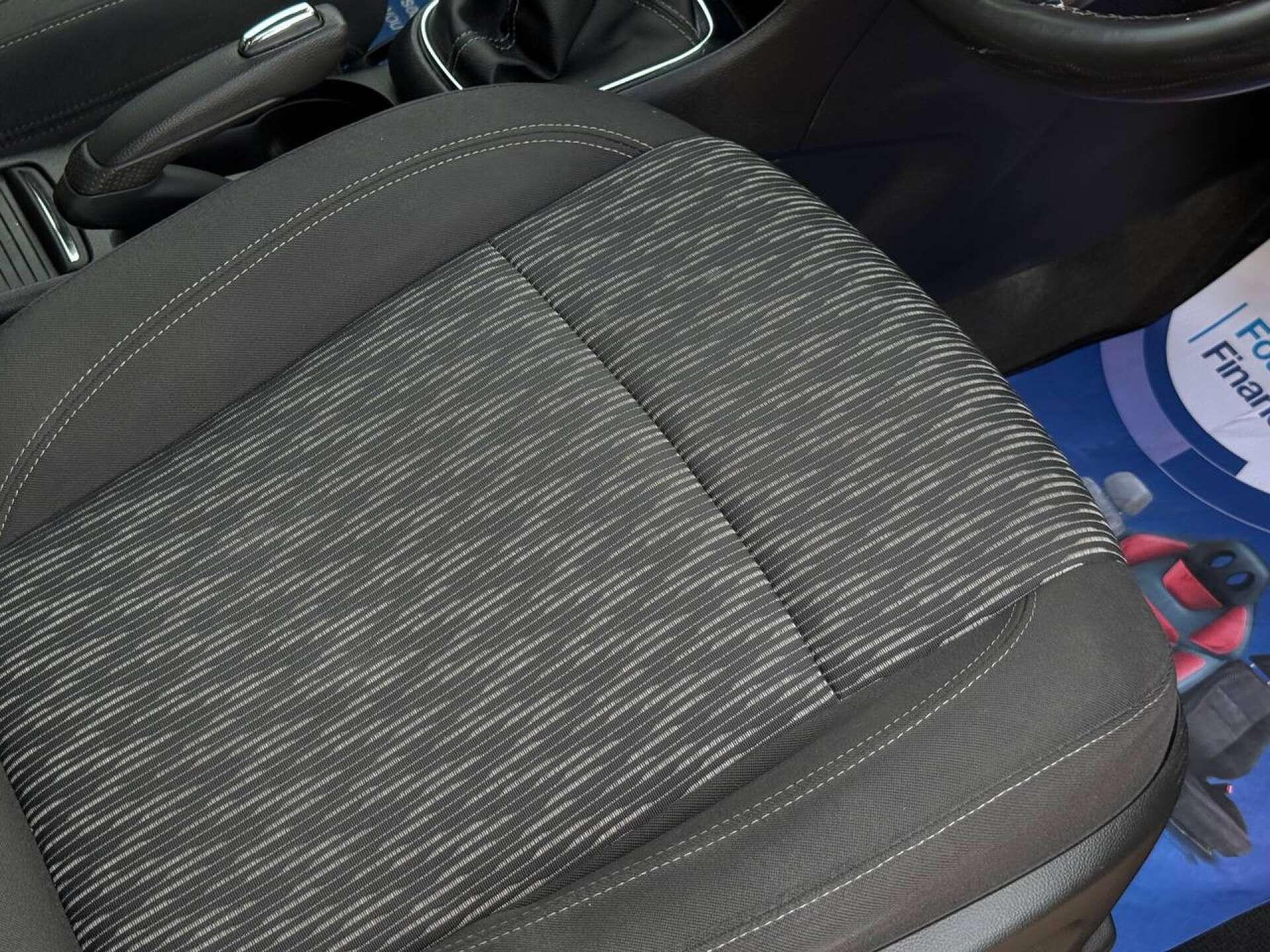 Vauxhall Mokka view 21