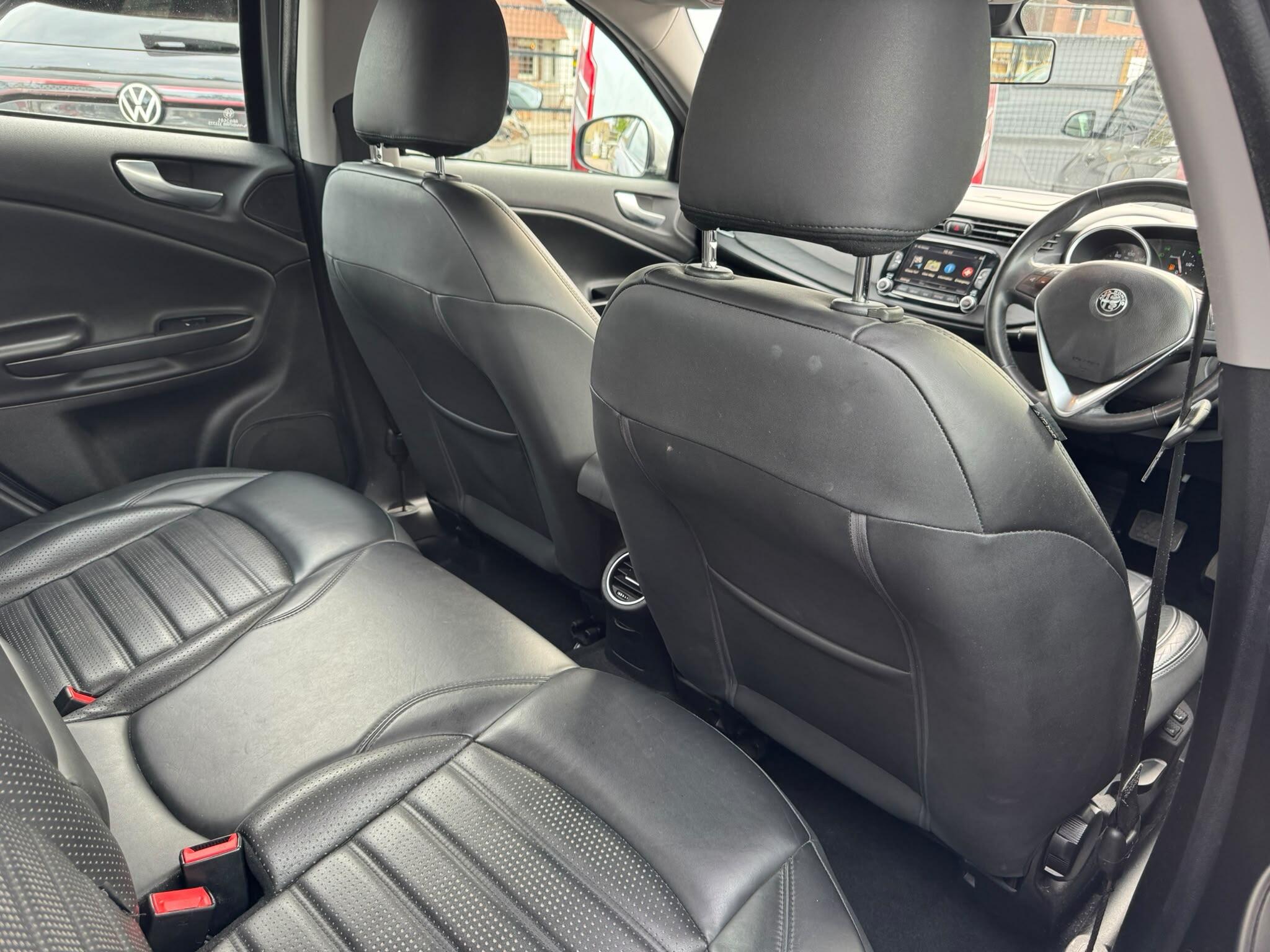 Alfa Romeo Giulietta view 47