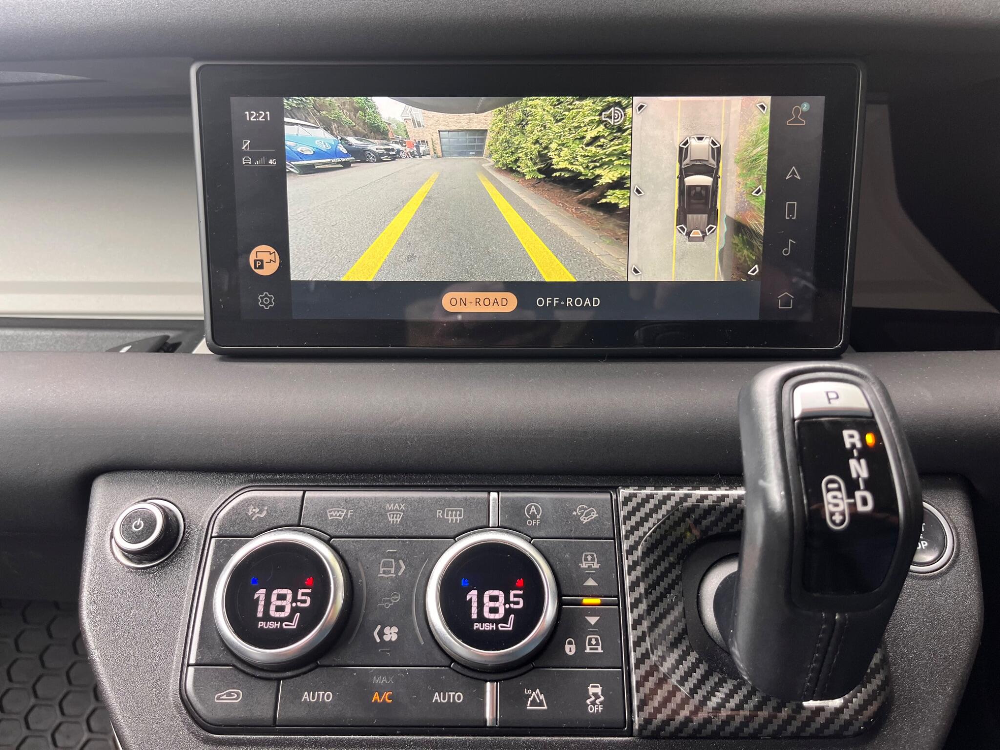 Land Rover Defender view 39