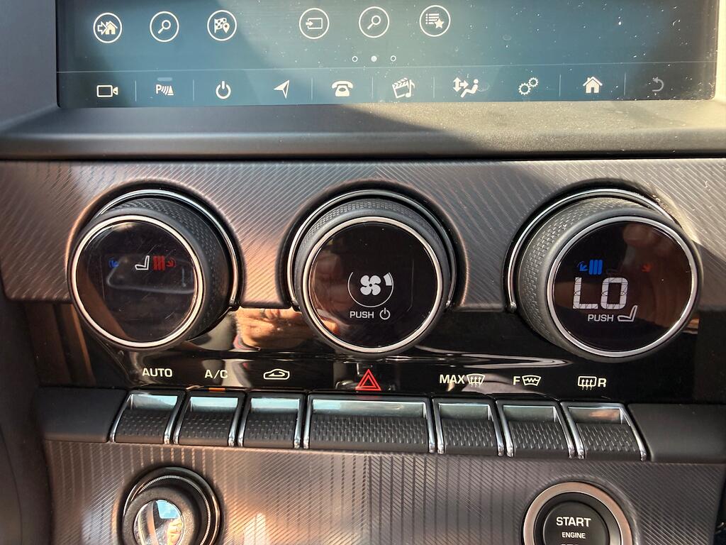 Jaguar F-Type view 44