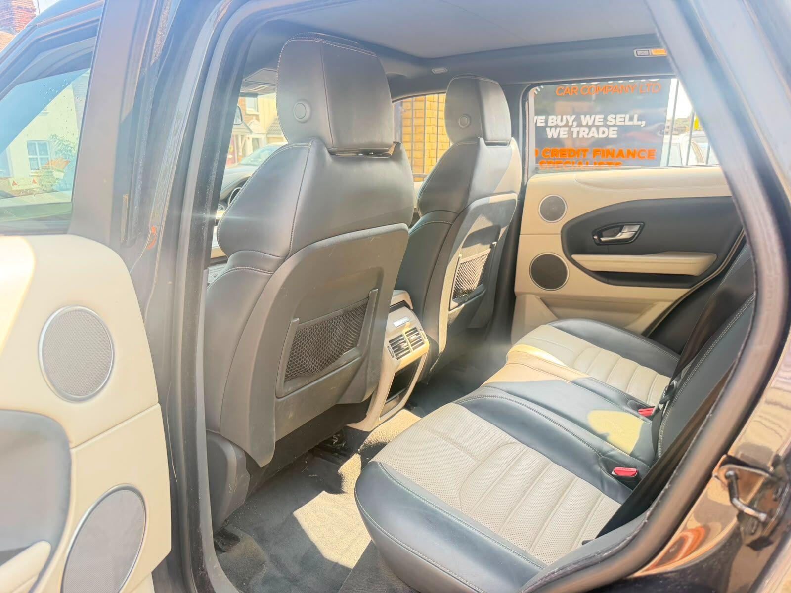 Land Rover Range Rover Evoque view 20