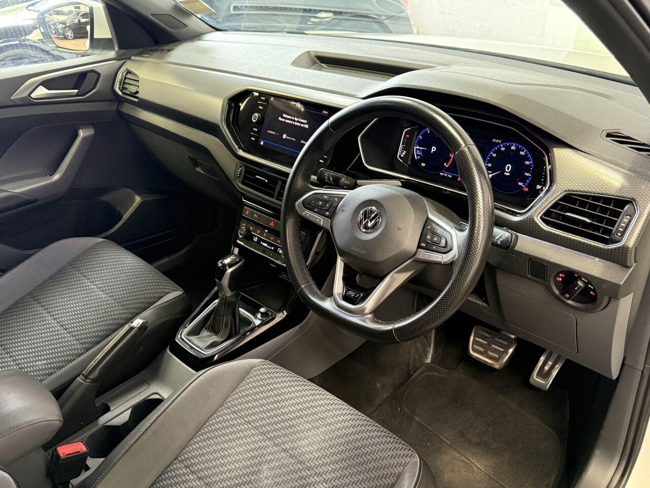 Volkswagen T-Cross view 26