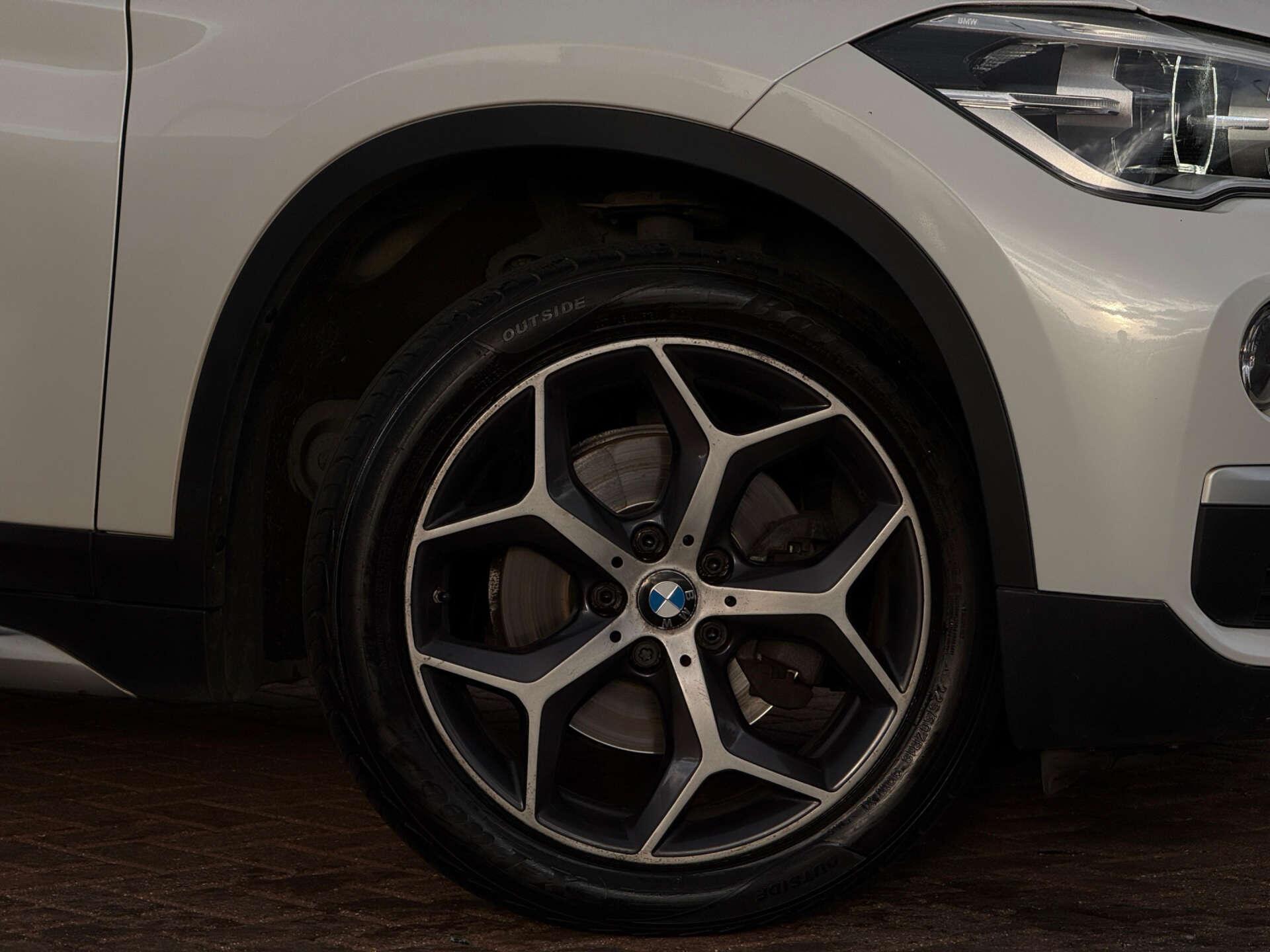 BMW X1 view 18