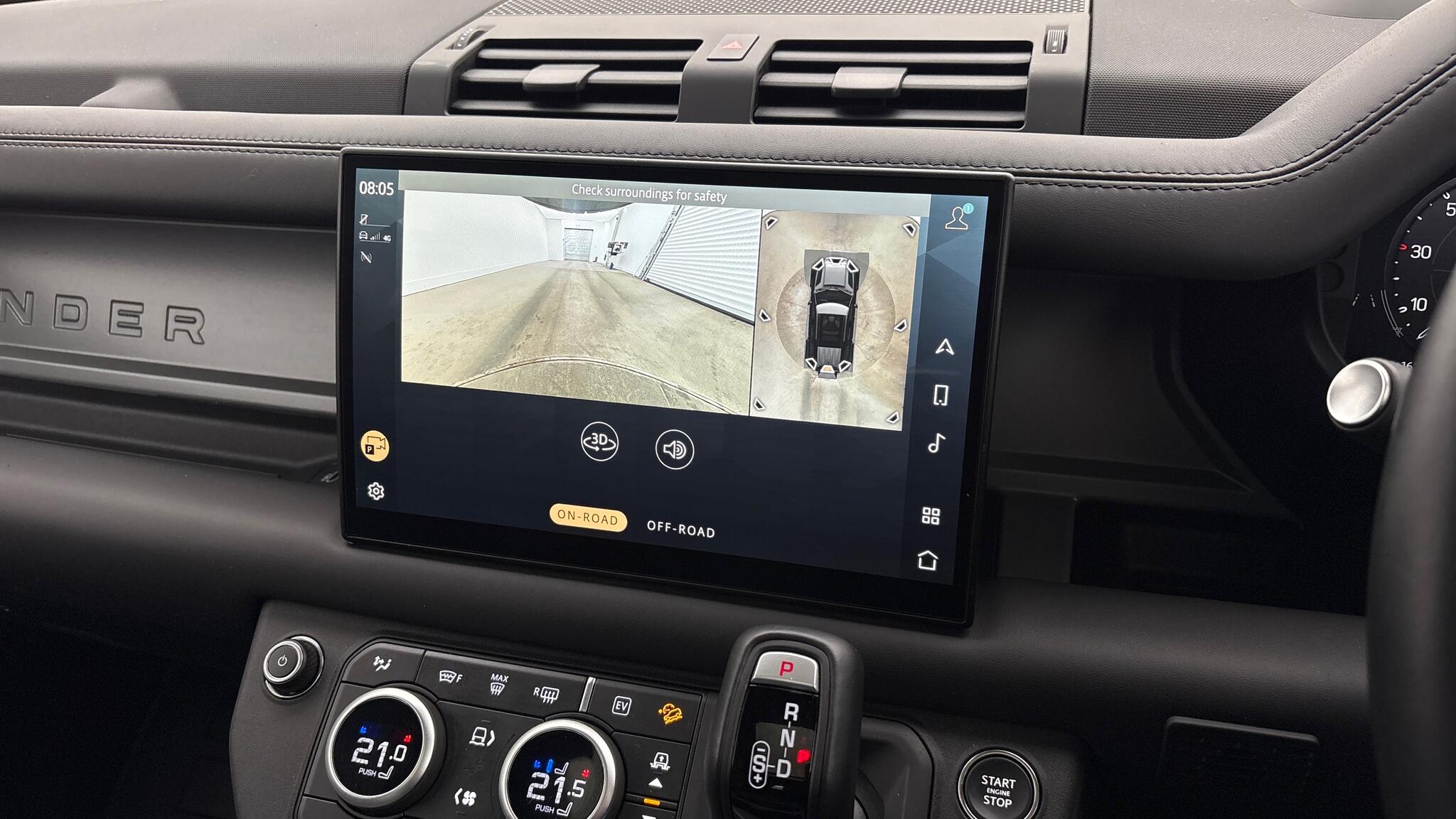 Land Rover Defender view 12