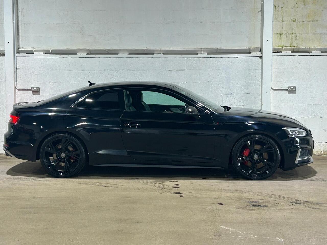Audi S5 view 35