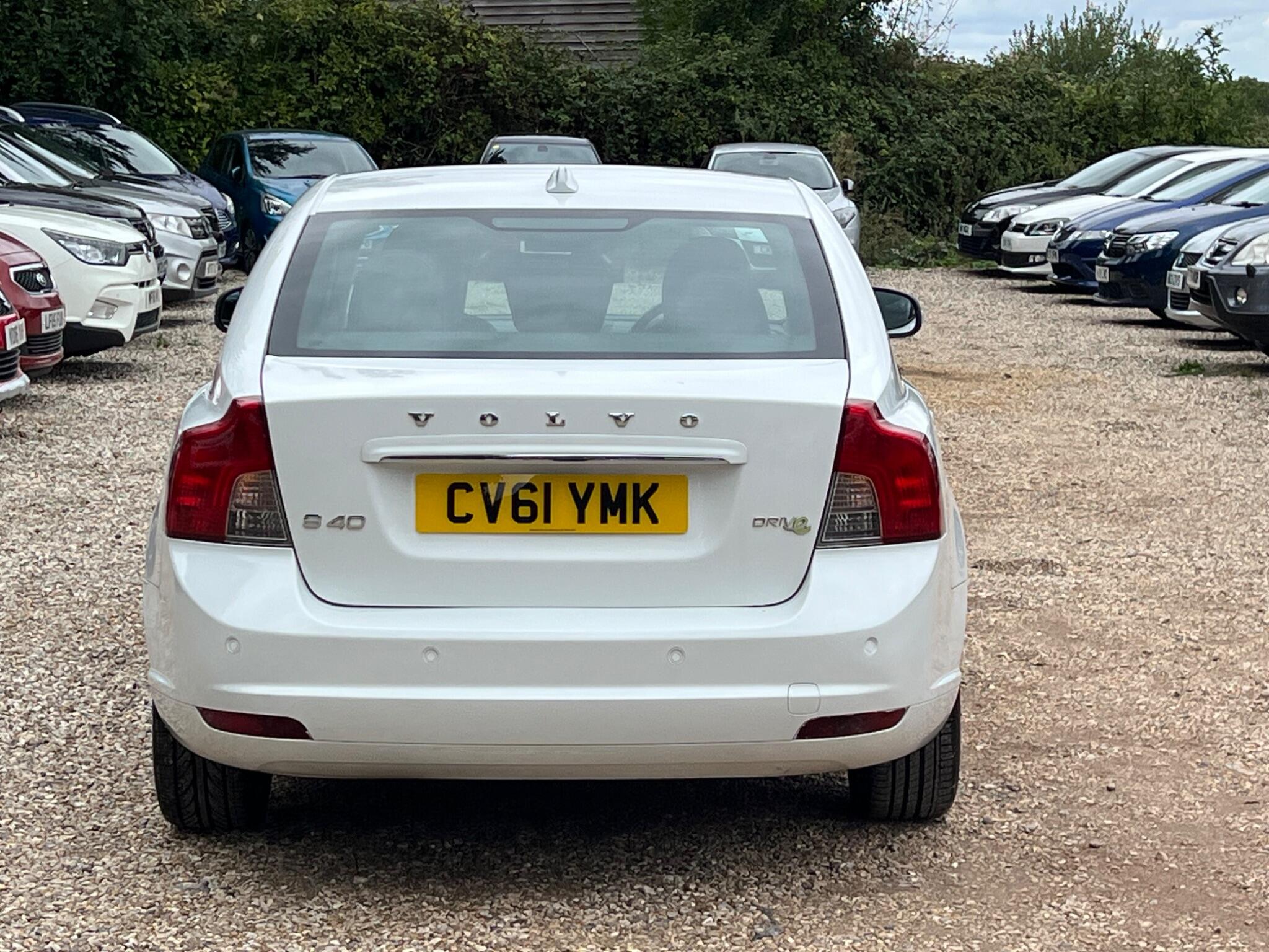 Volvo S40 view 6