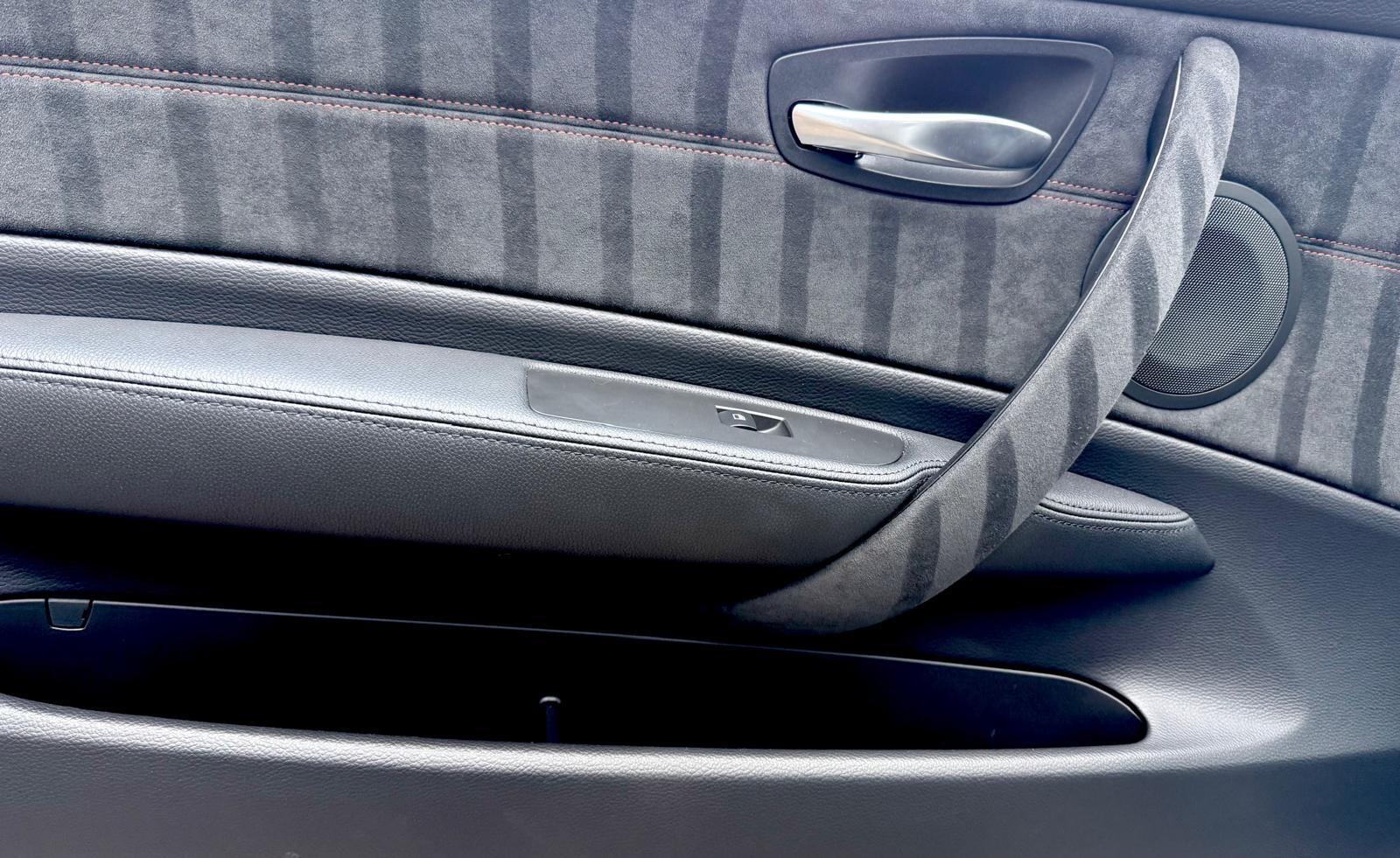 BMW 1 Series view 24