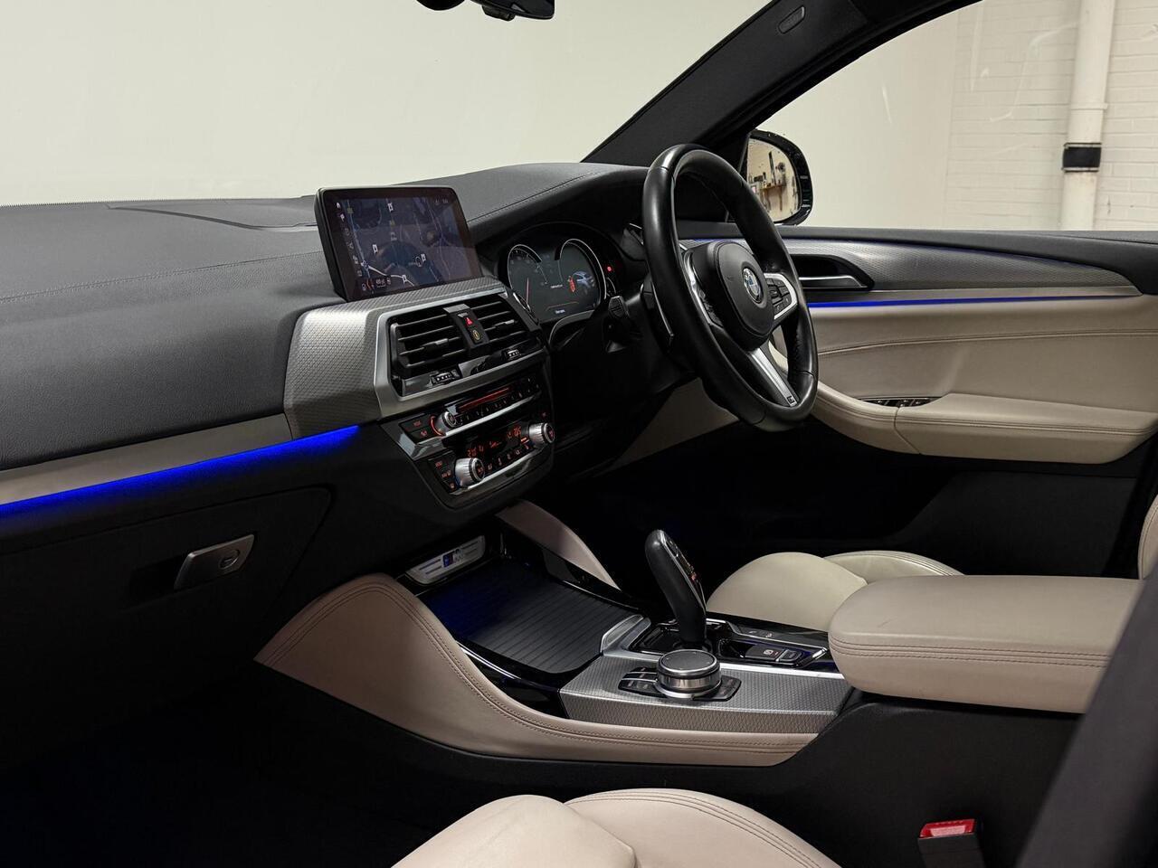BMW X4 view 24
