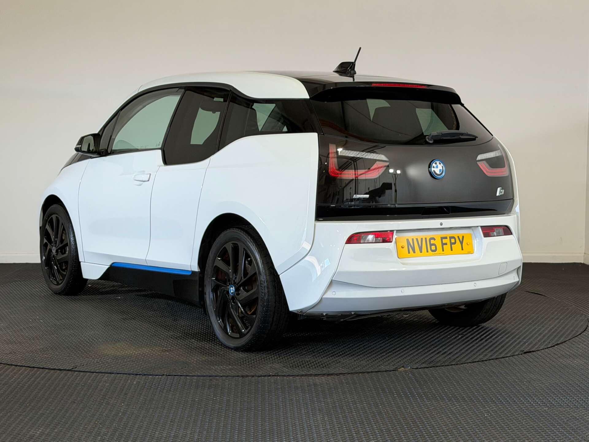 BMW i3 view 5