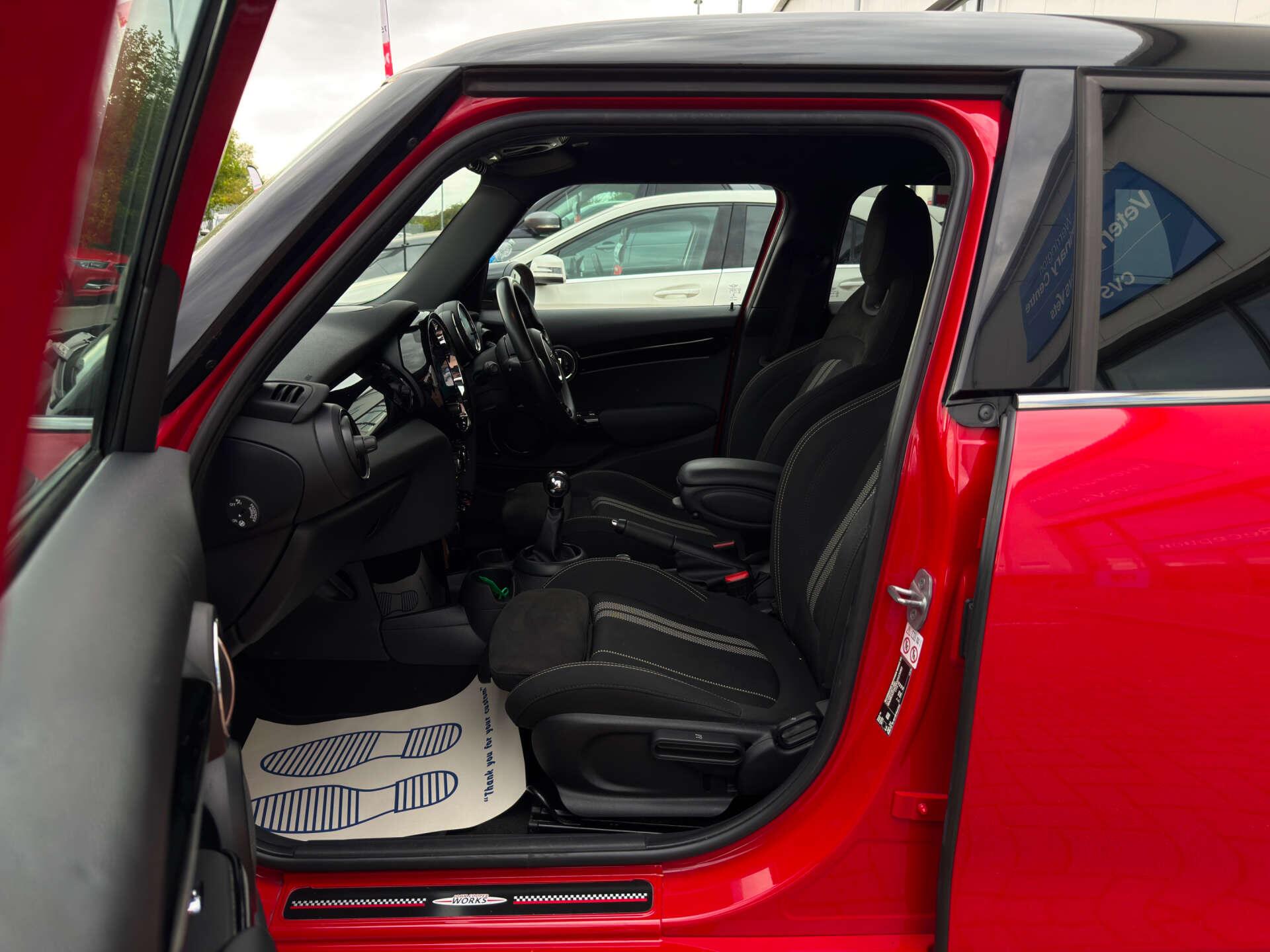 Mini Cooper view 44