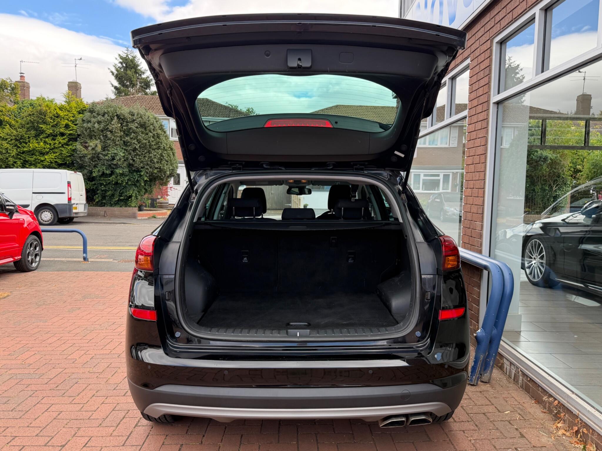 Hyundai Tucson view 37