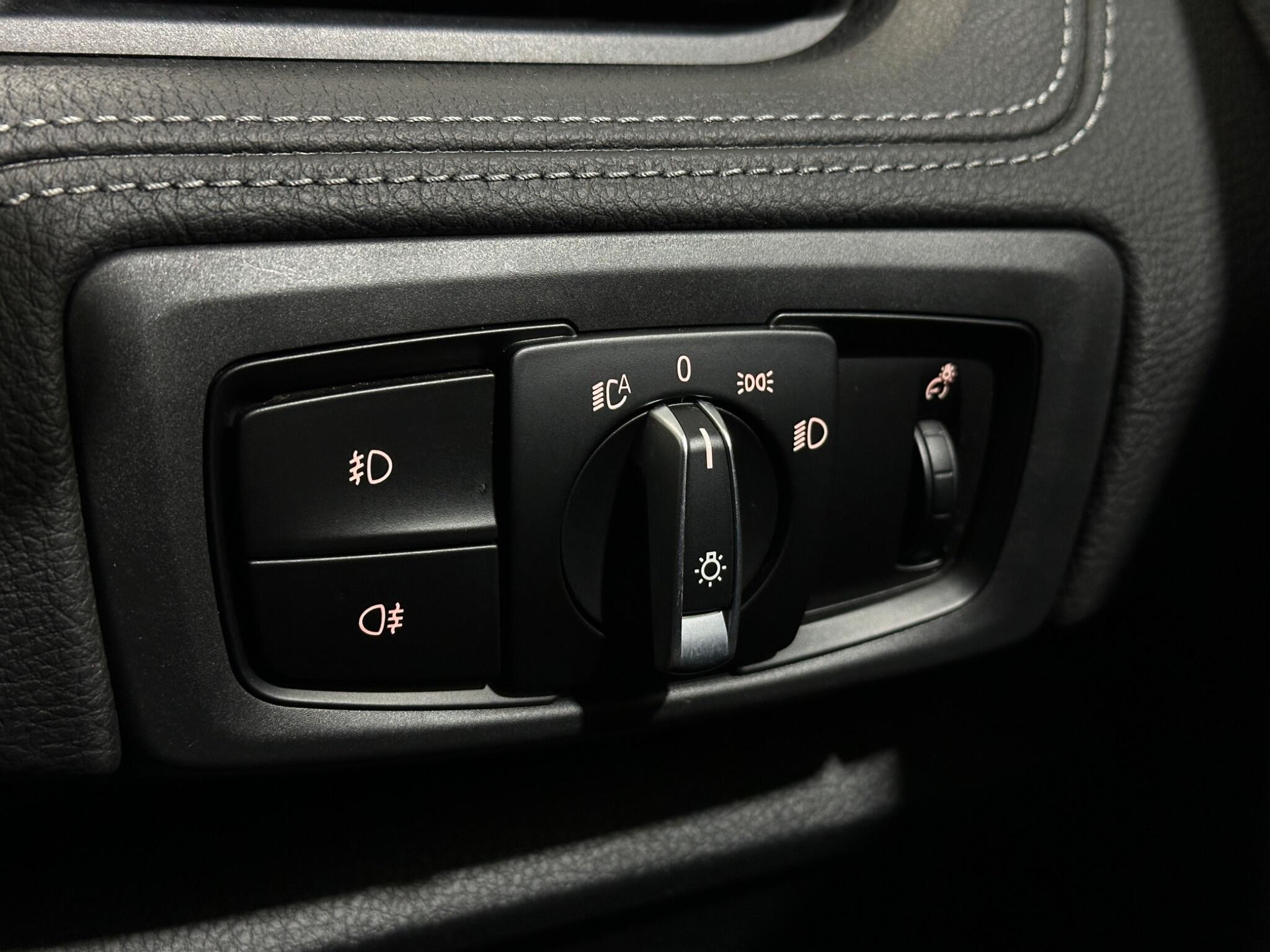 BMW 2 Series view 18