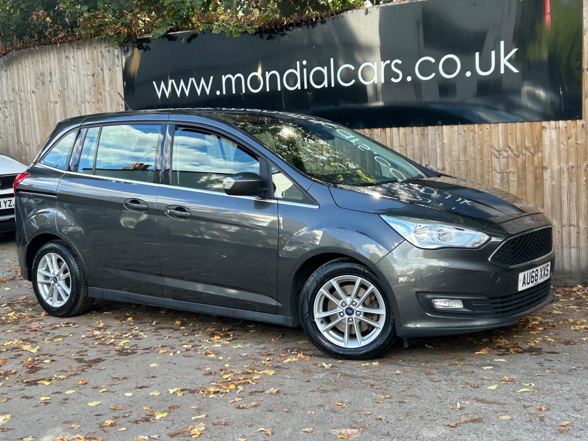 Ford Grand C-Max view 9