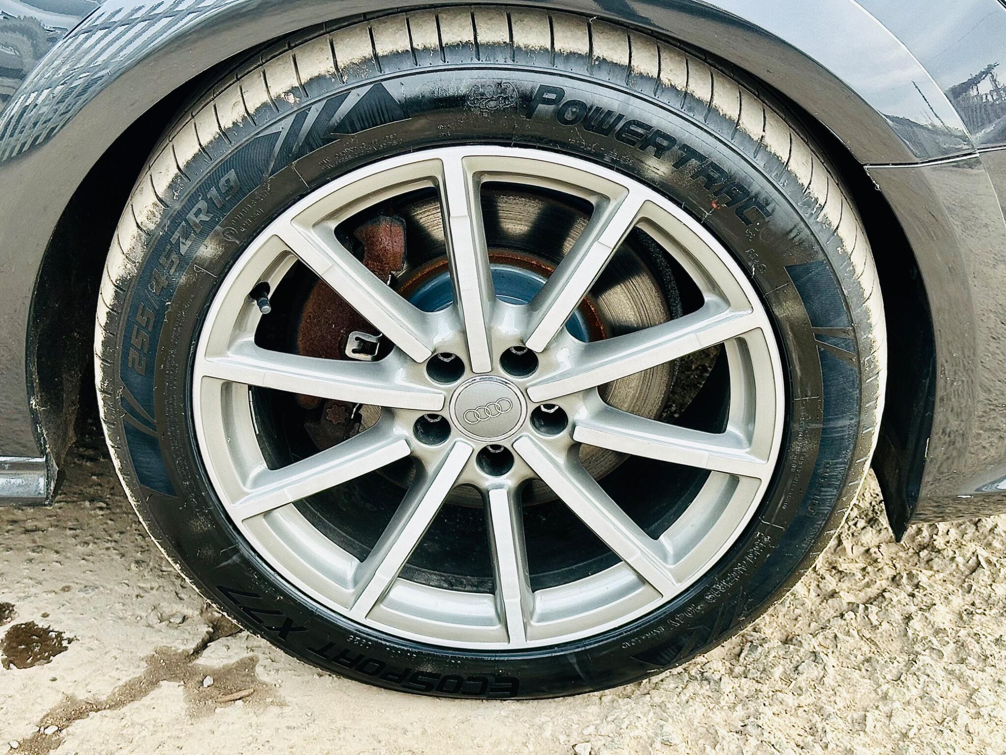 Audi A6 Allroad view 12