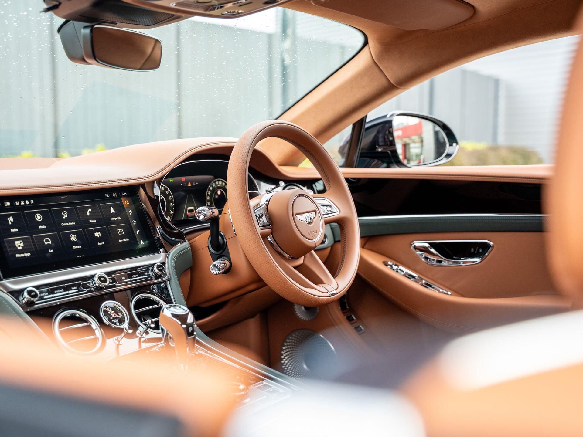 Bentley Continental view 15