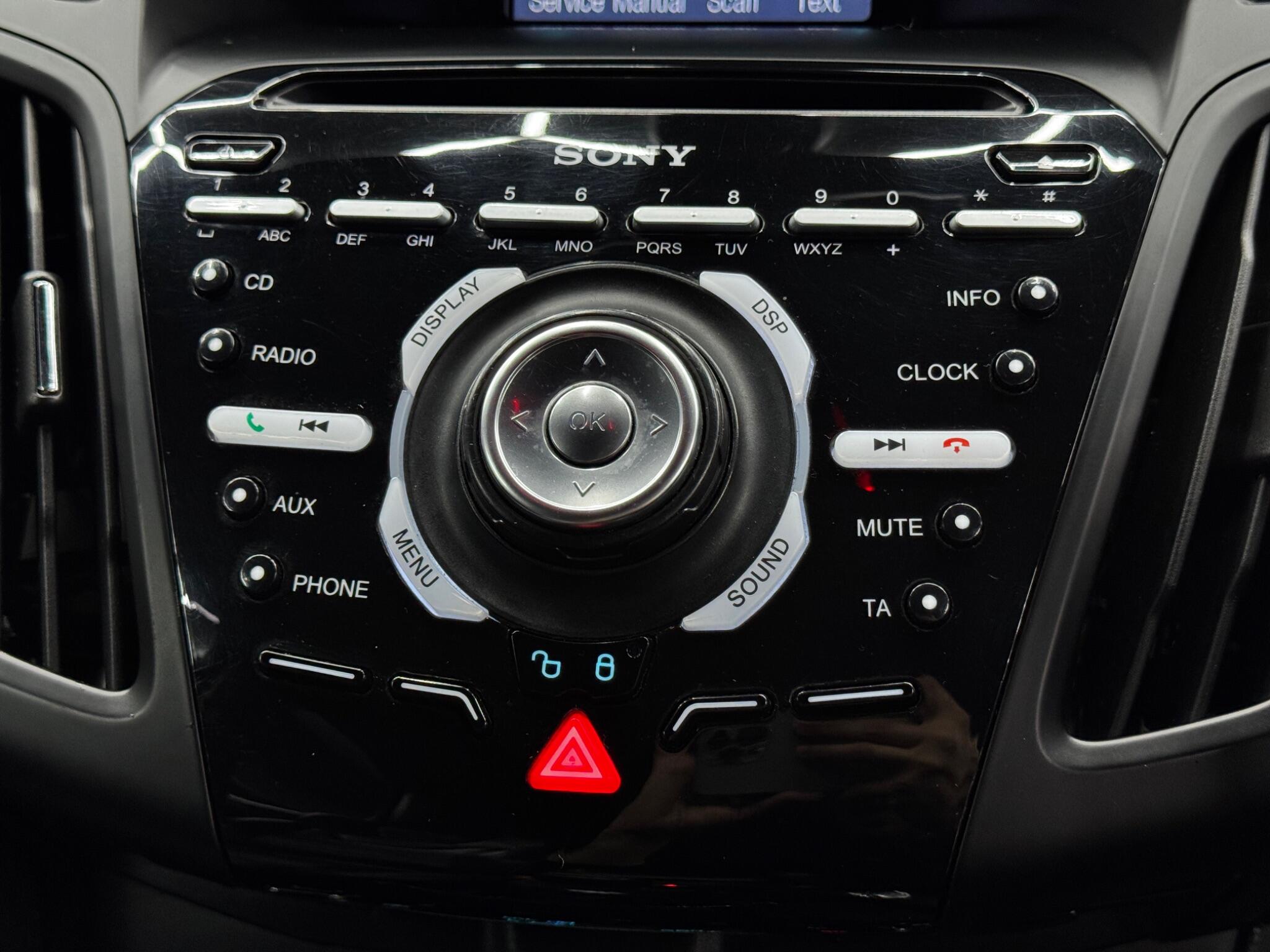 Ford Focus view 27