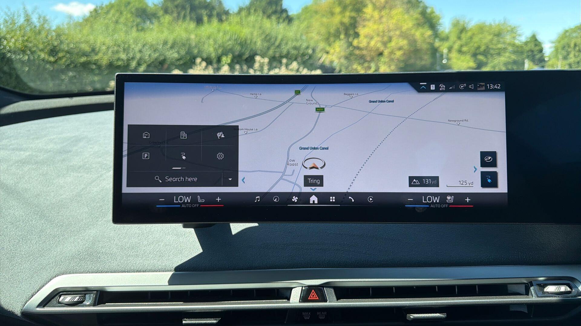 BMW Ix view 8