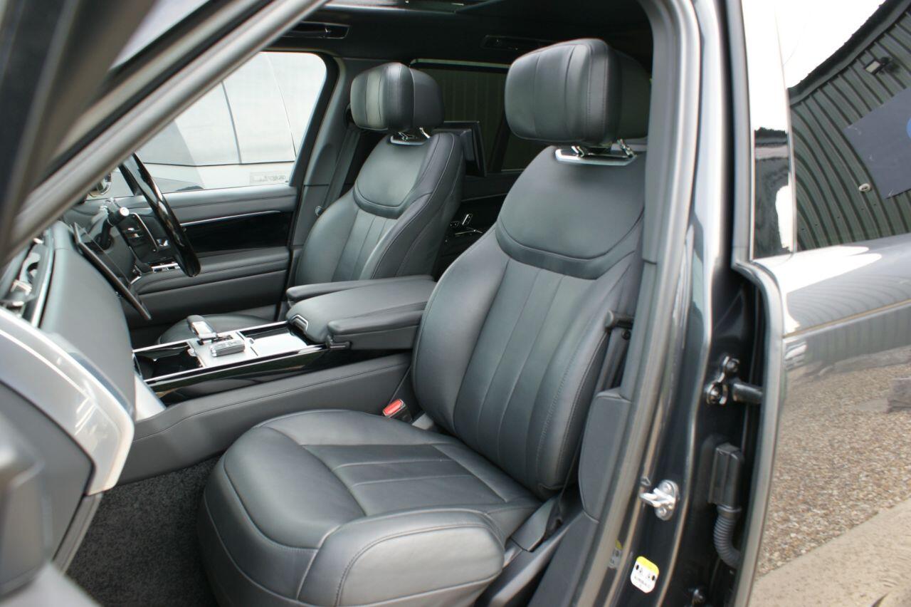 Land Rover Range Rover view 25