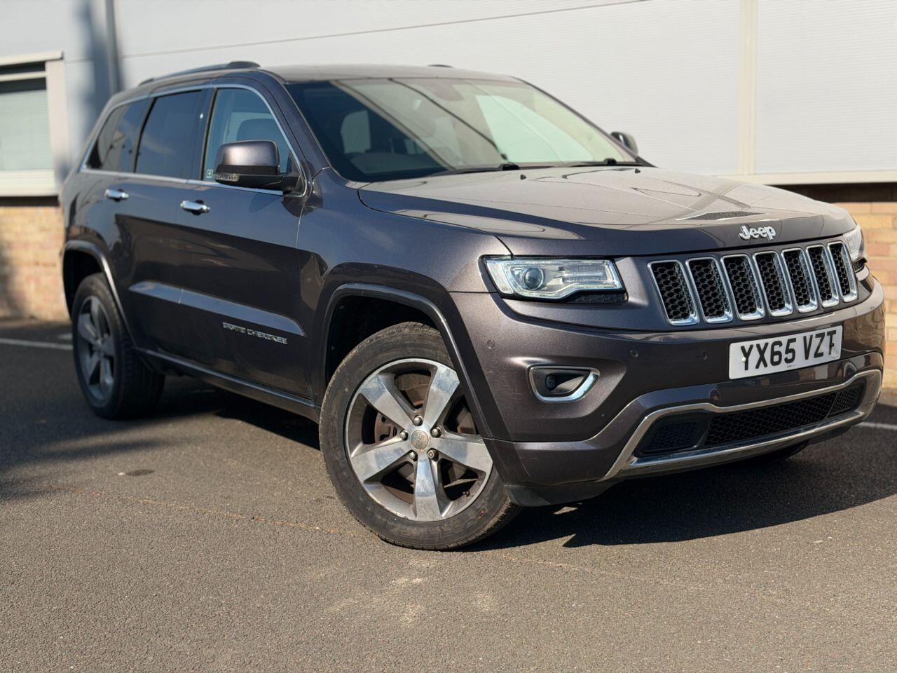 Jeep Grand Cherokee view 10