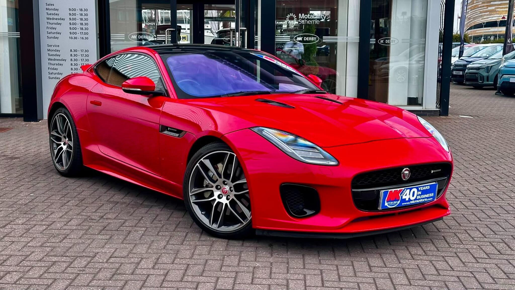 Jaguar F-Type view 8