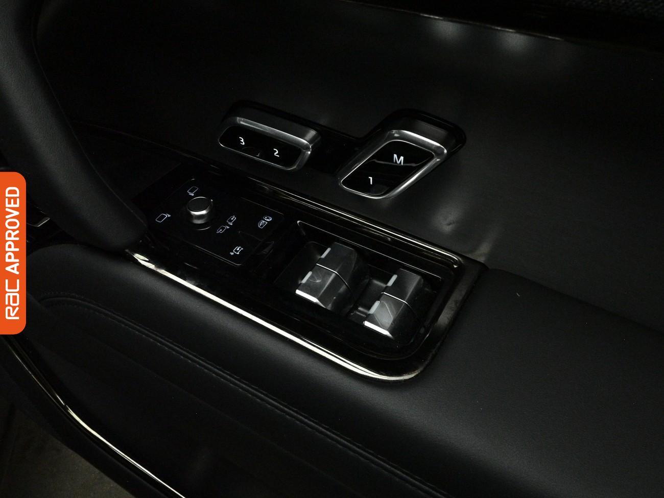 Land Rover Range Rover Sport view 27