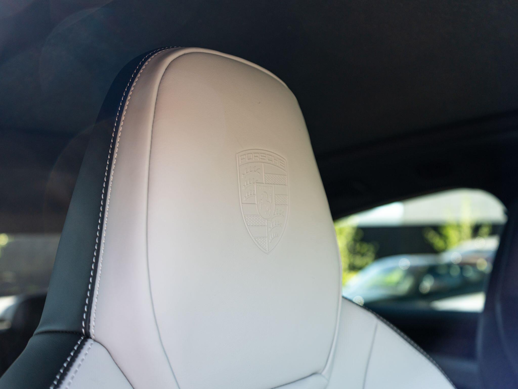 Porsche Cayenne view 21