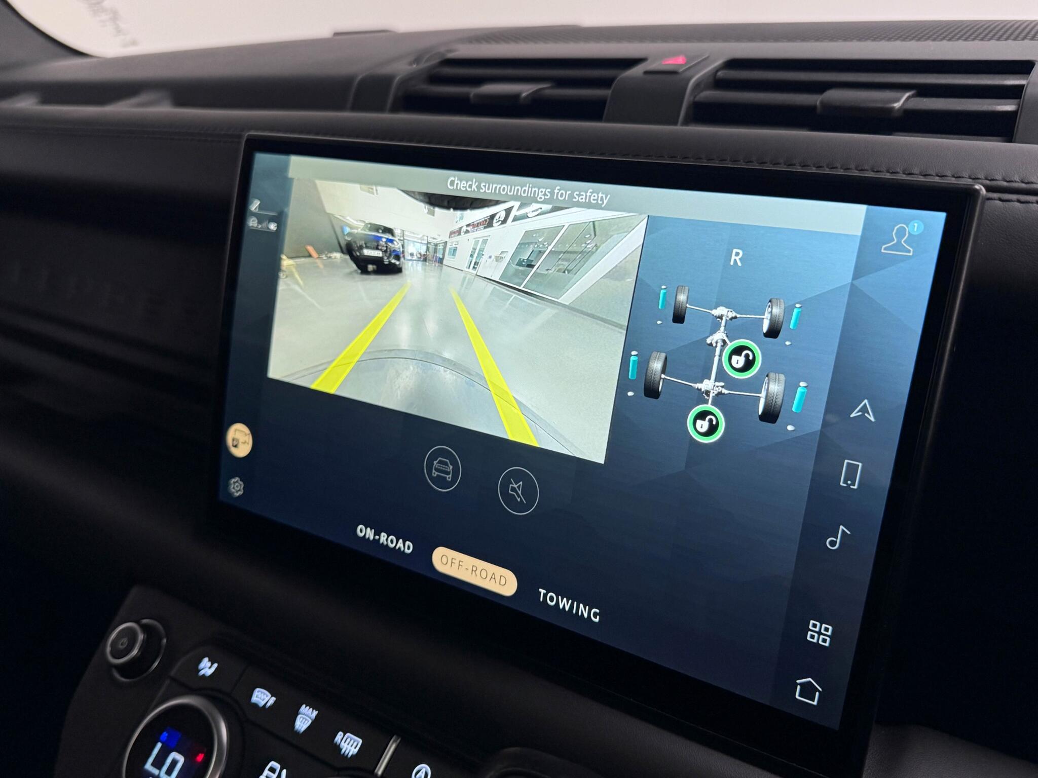 Land Rover Defender view 11