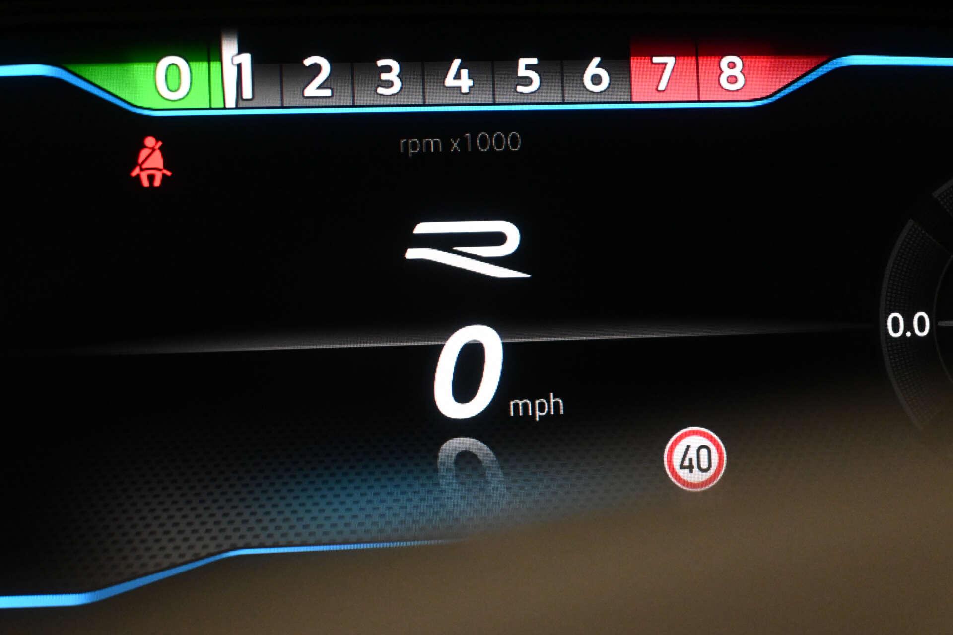 Volkswagen Golf view 5