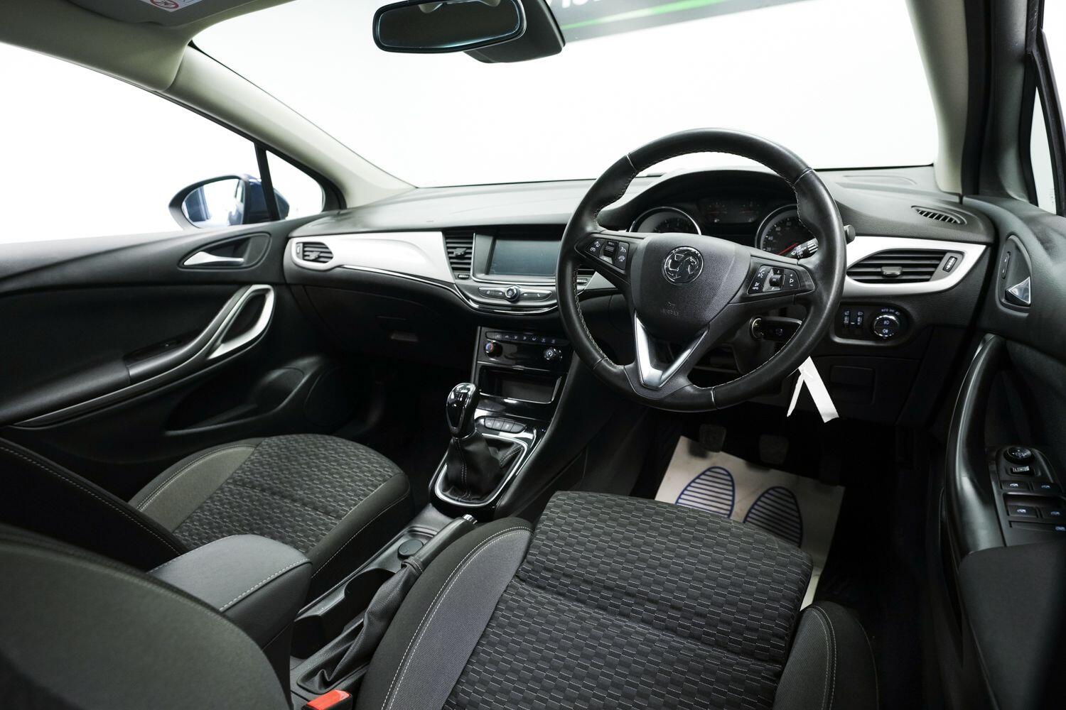 Vauxhall Astra view 10