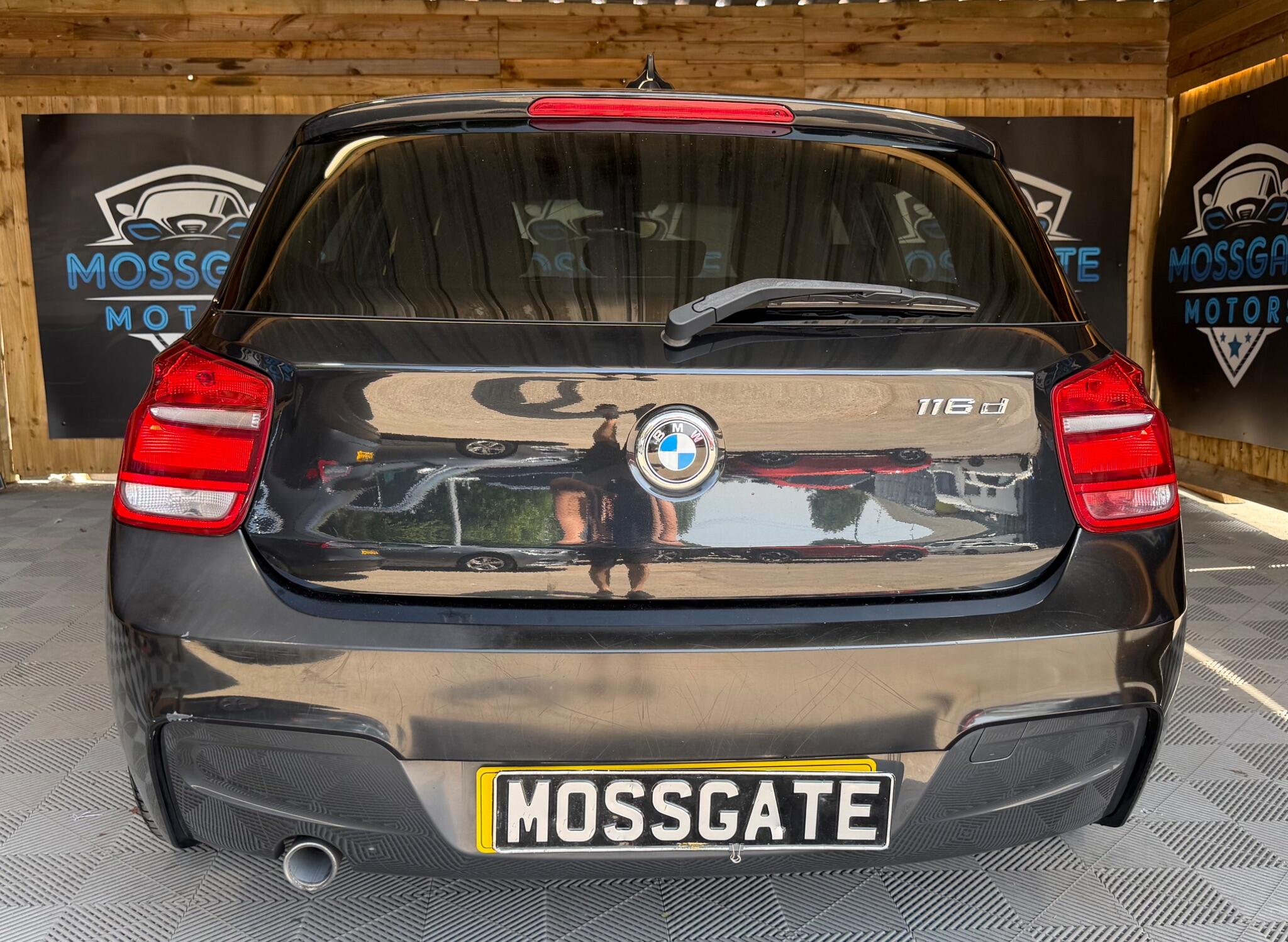 BMW 1 Series view 10