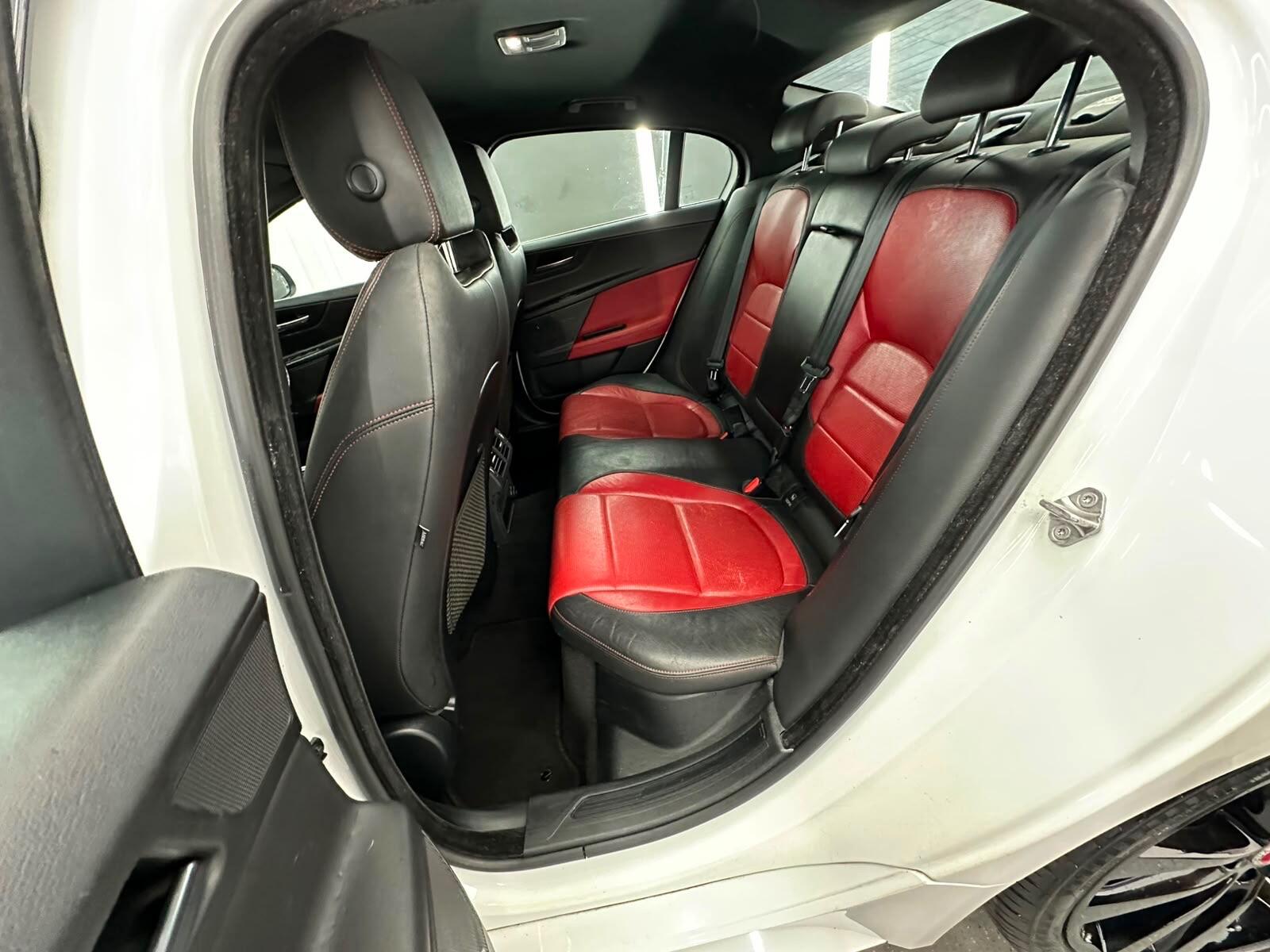 Jaguar XE view 33
