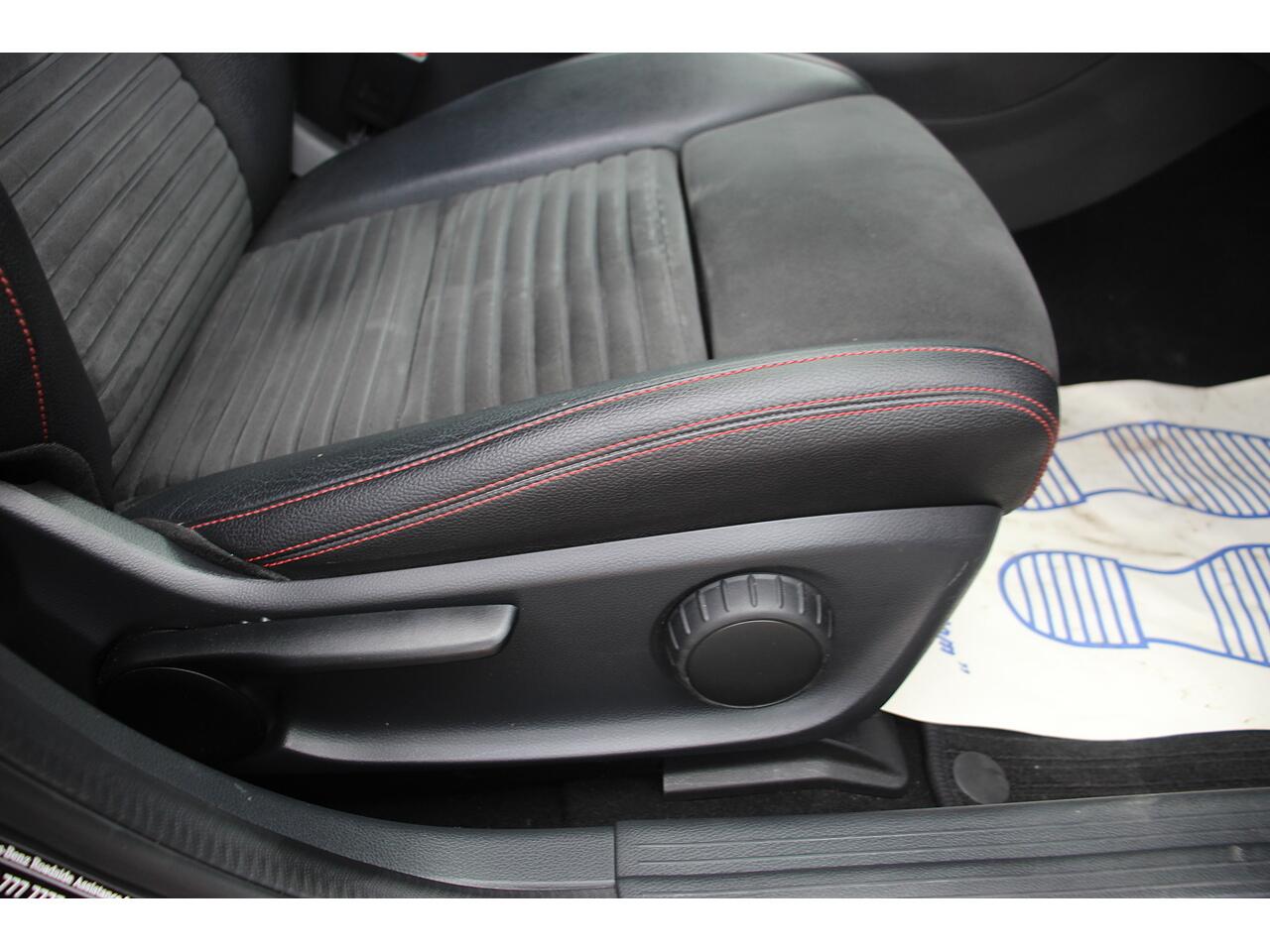 Mercedes-Benz A-Class view 14