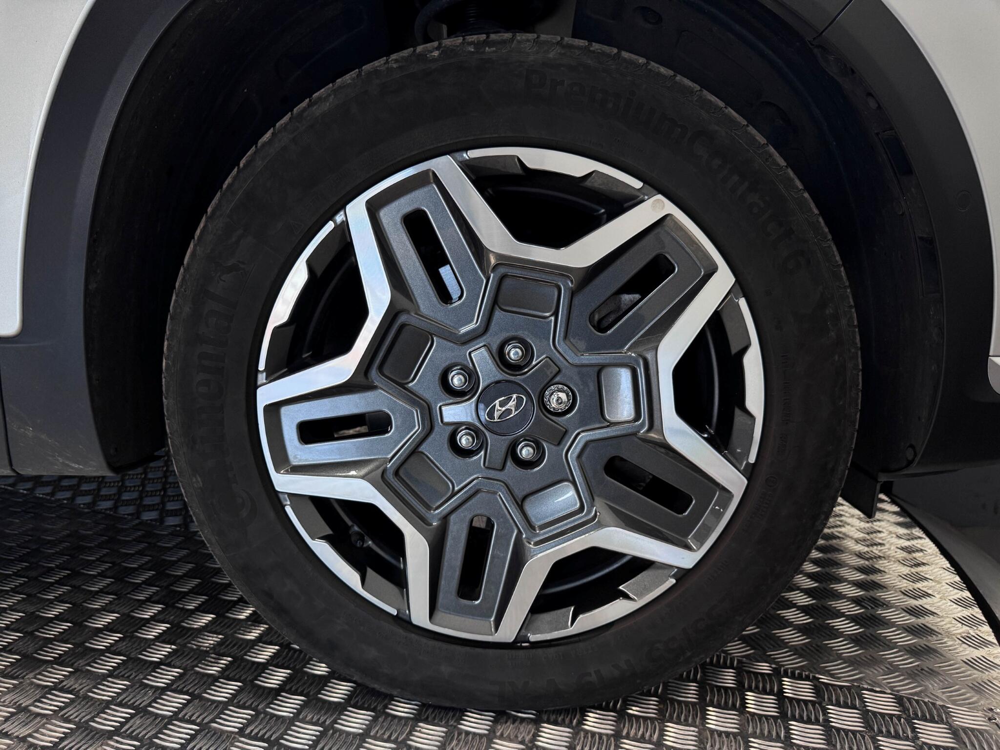 Hyundai Santa Fe view 76