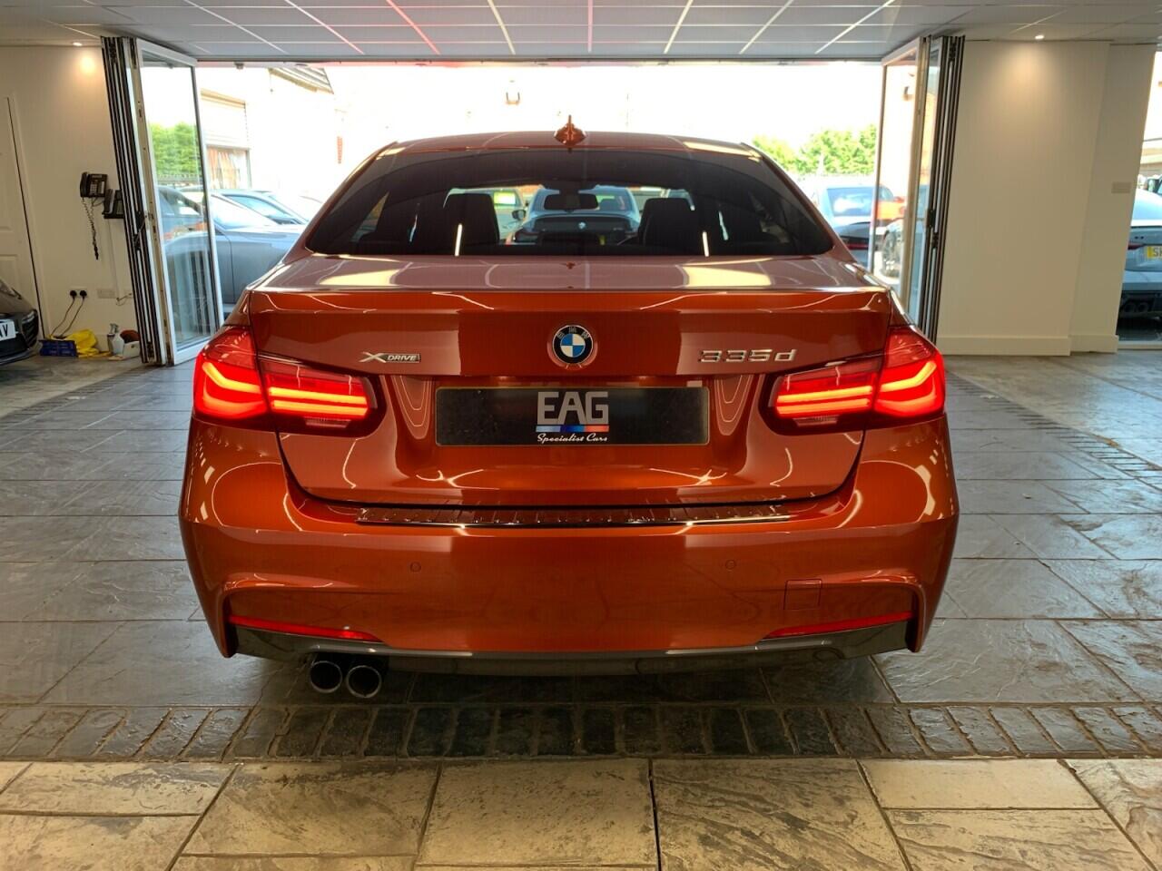BMW 3 Series view 17