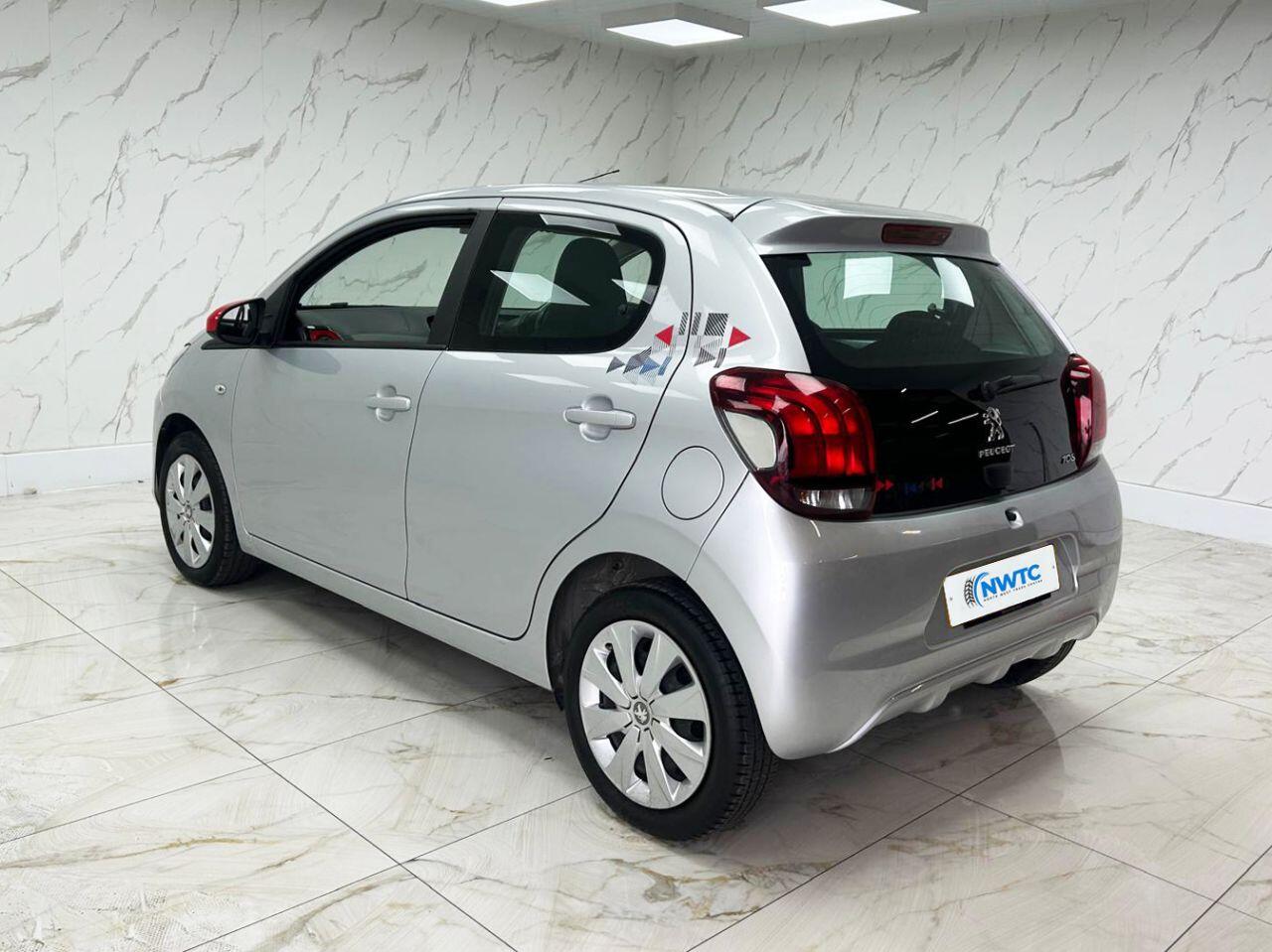 Peugeot 108 view 8