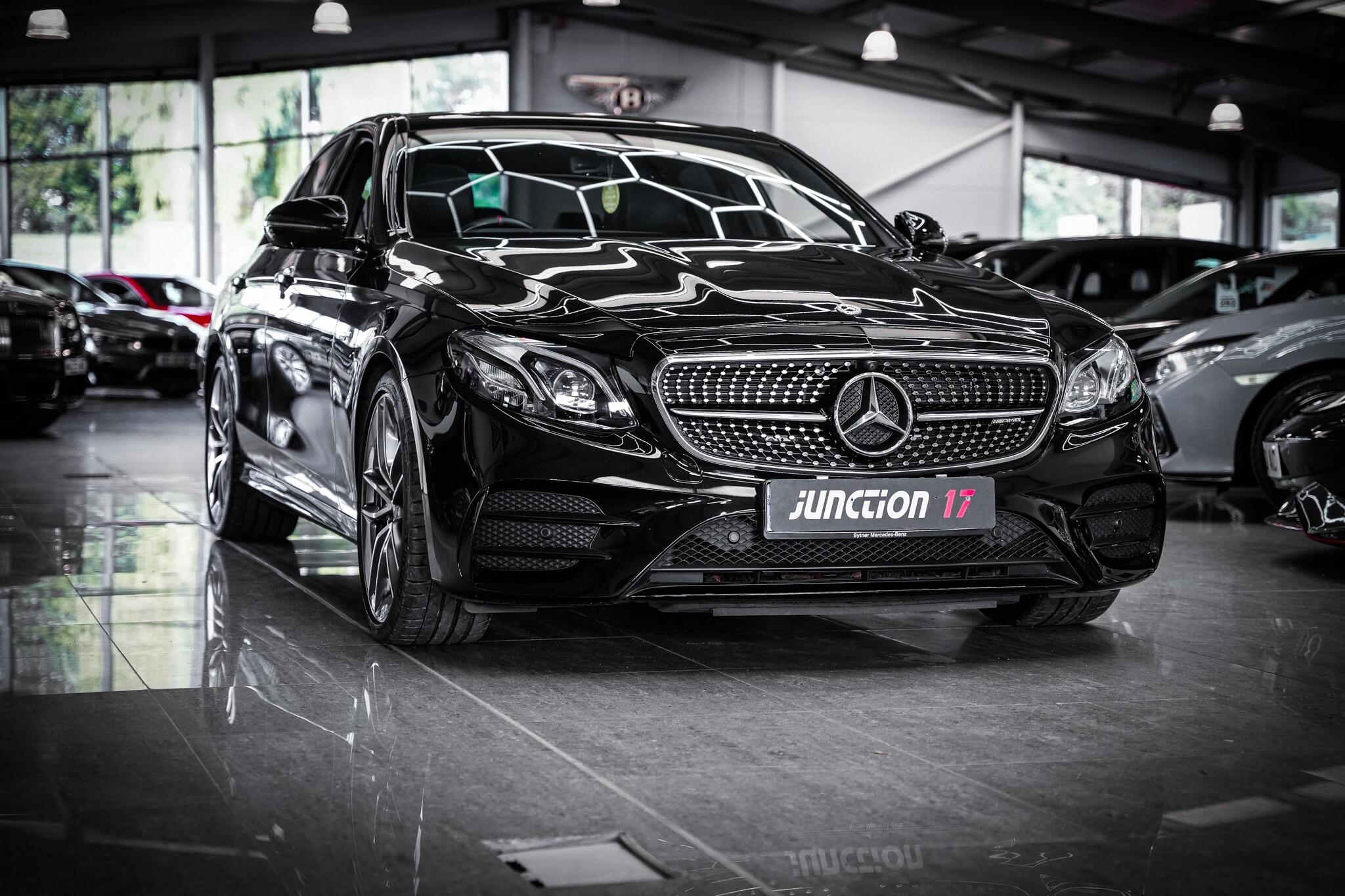 Mercedes-Benz E-Class view 11